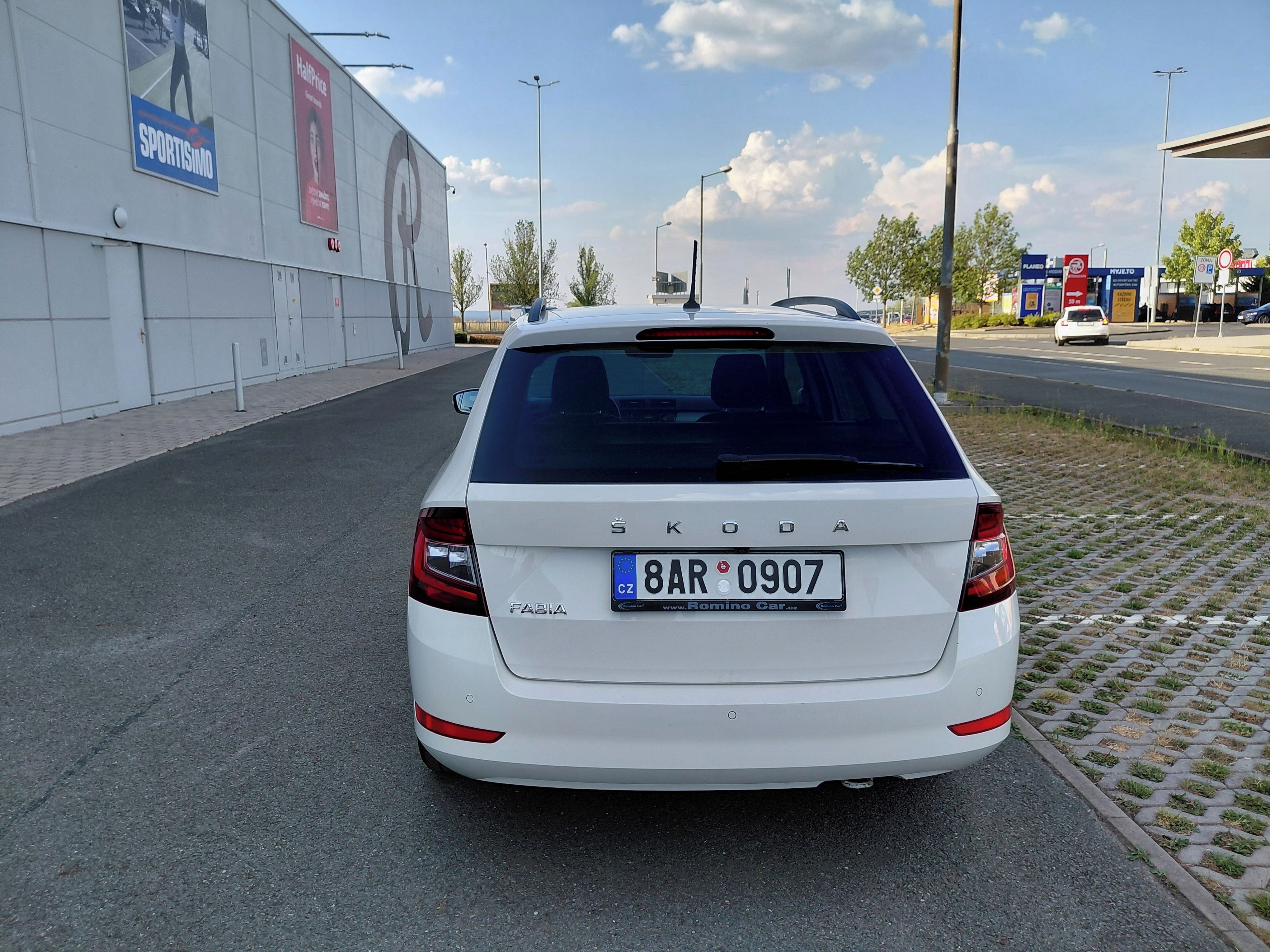 Škoda Fabia, 1.0TSI 70KW STYLE PLUS! EXTRA - fotka 6