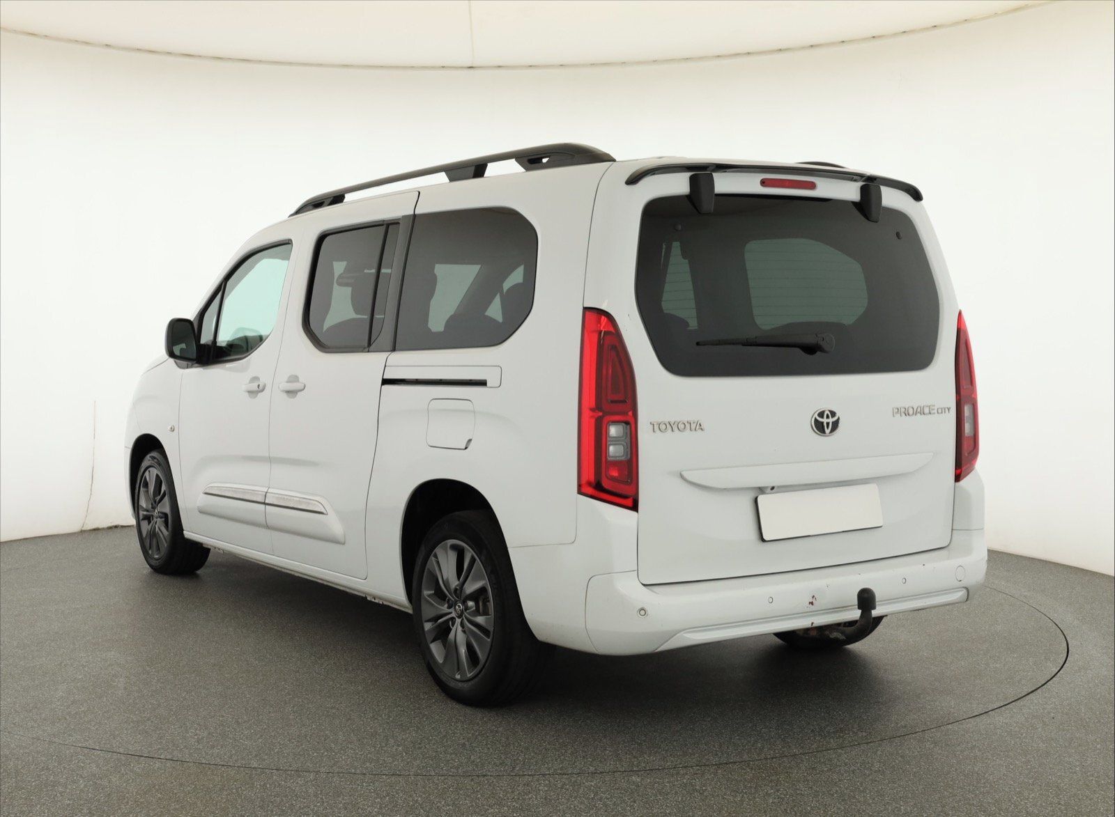 Toyota Proace City Verso, Maxi 1.5 D-4D, 5Míst, Klima - fotka 4
