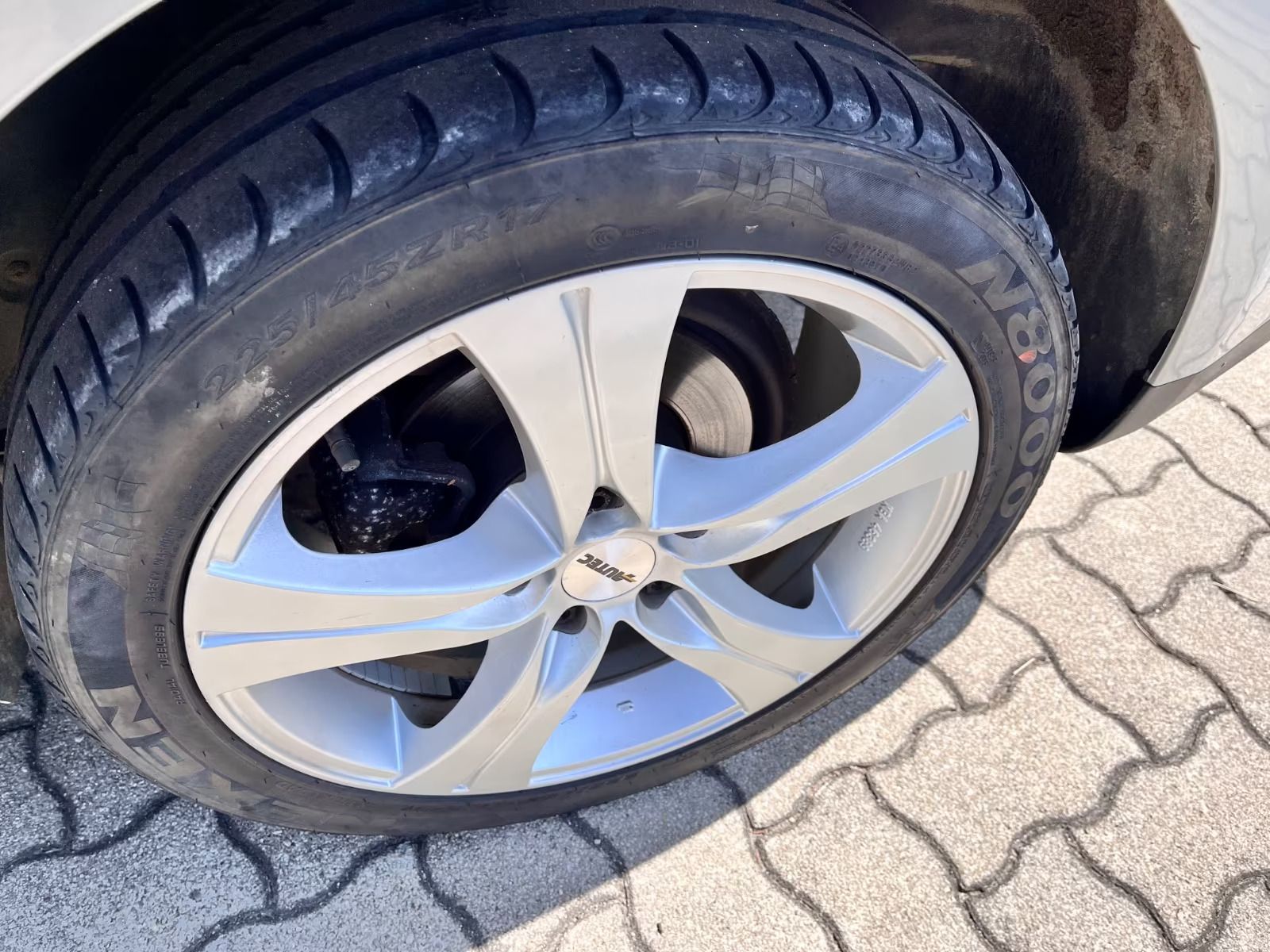 Volkswagen Touran, 1.6 MPI 8V 5MÍST 143tkm - fotka 4