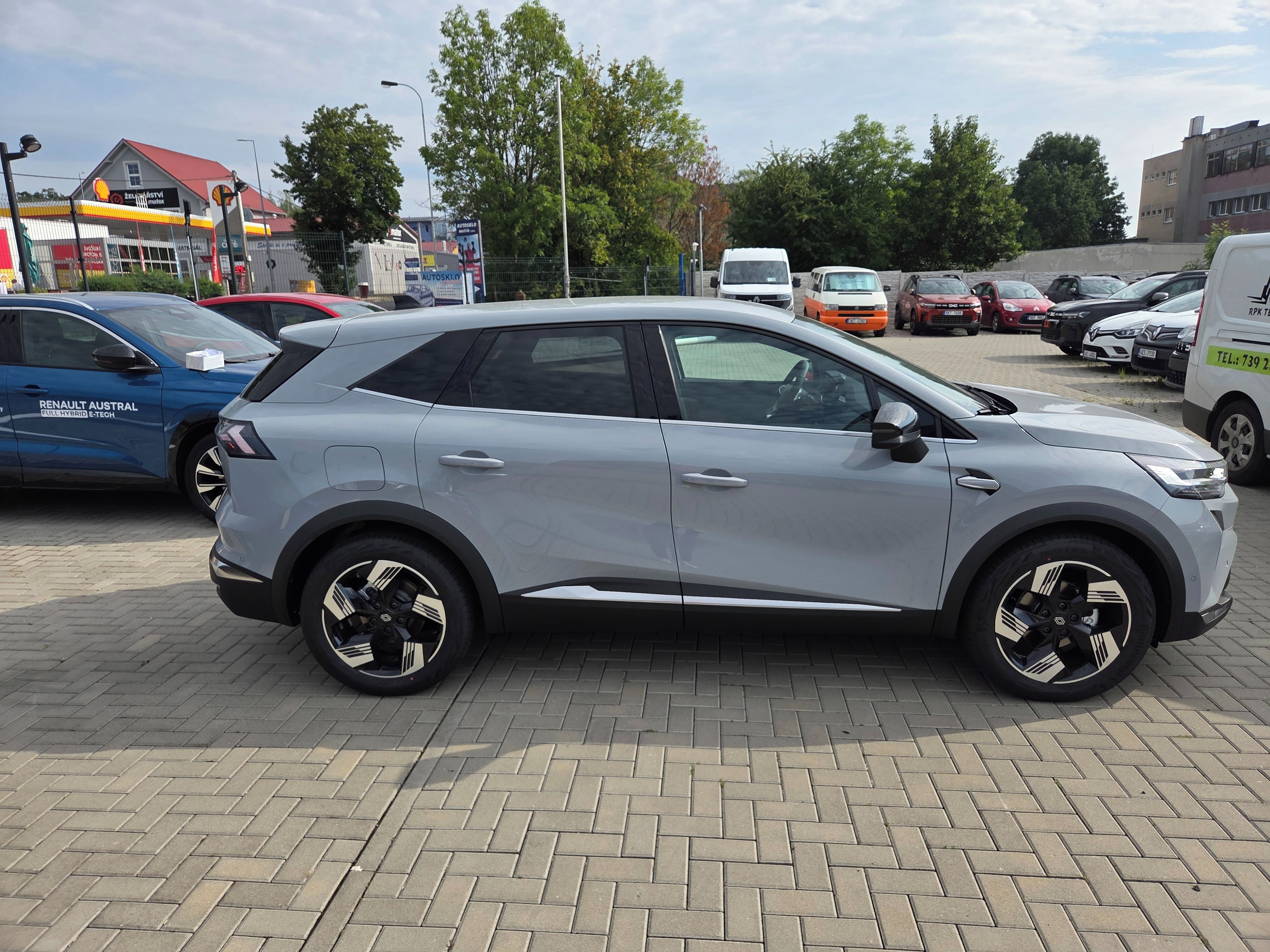Renault Symbioz, techno mild hybrid 140 EDC - fotka 3