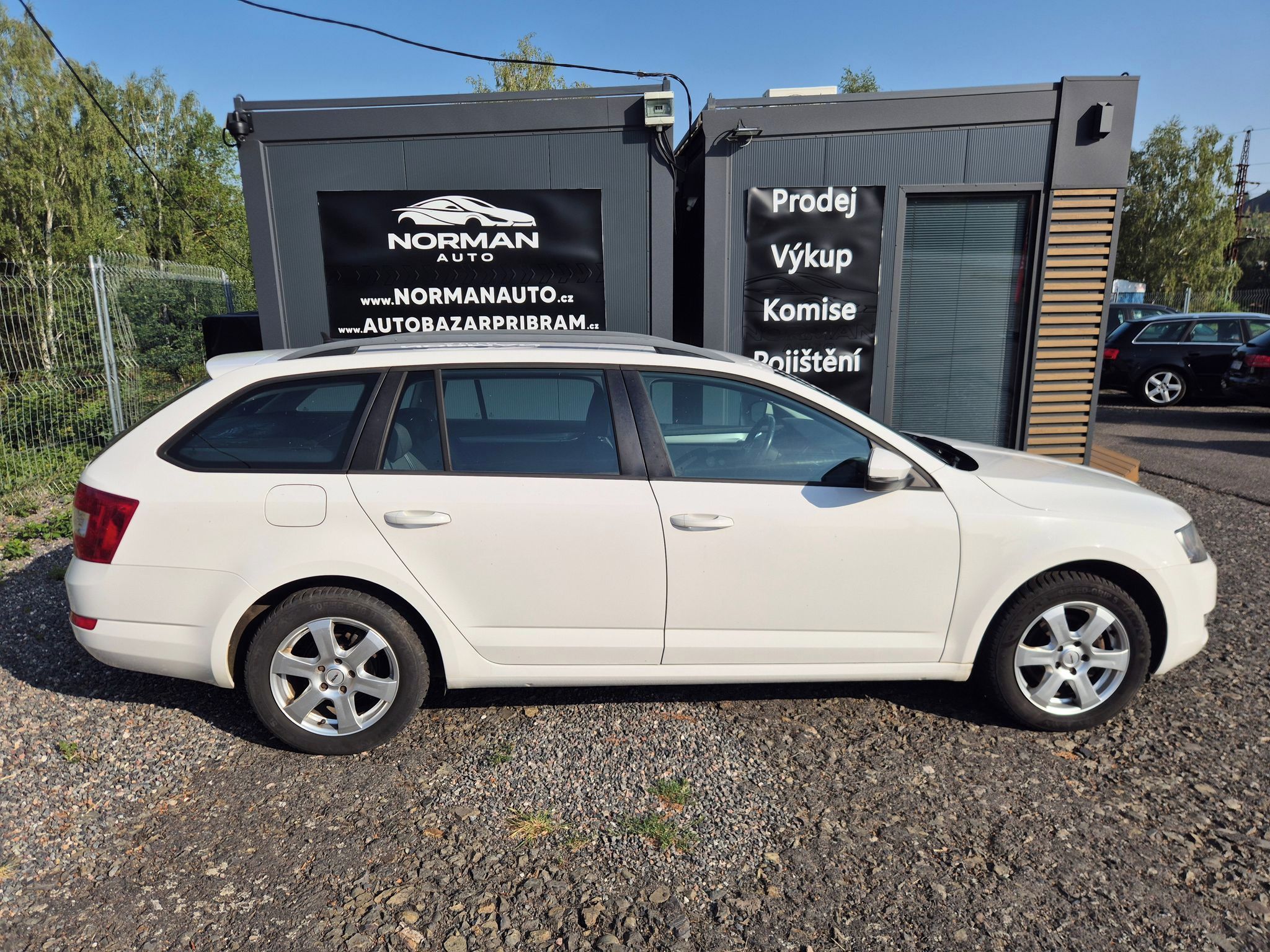 Škoda Octavia, 1.6TDi 77kW , pěkná, bez koroz - fotka 4