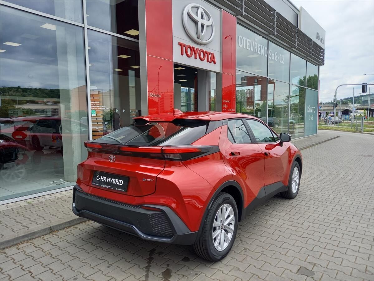 Toyota C-HR, 1,8 Comfort - fotka 4