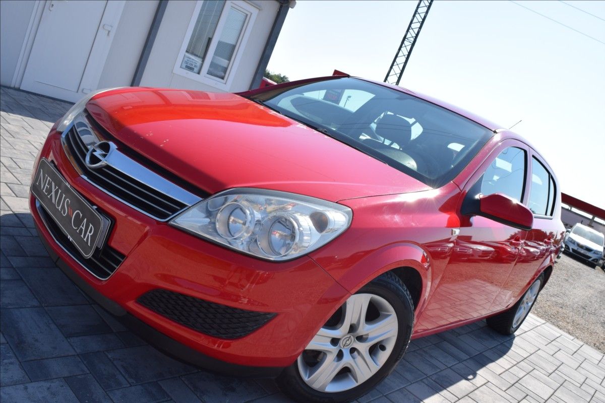 Opel Astra, 1,4 i 66KW KLIMA ALU VÝHŘEV