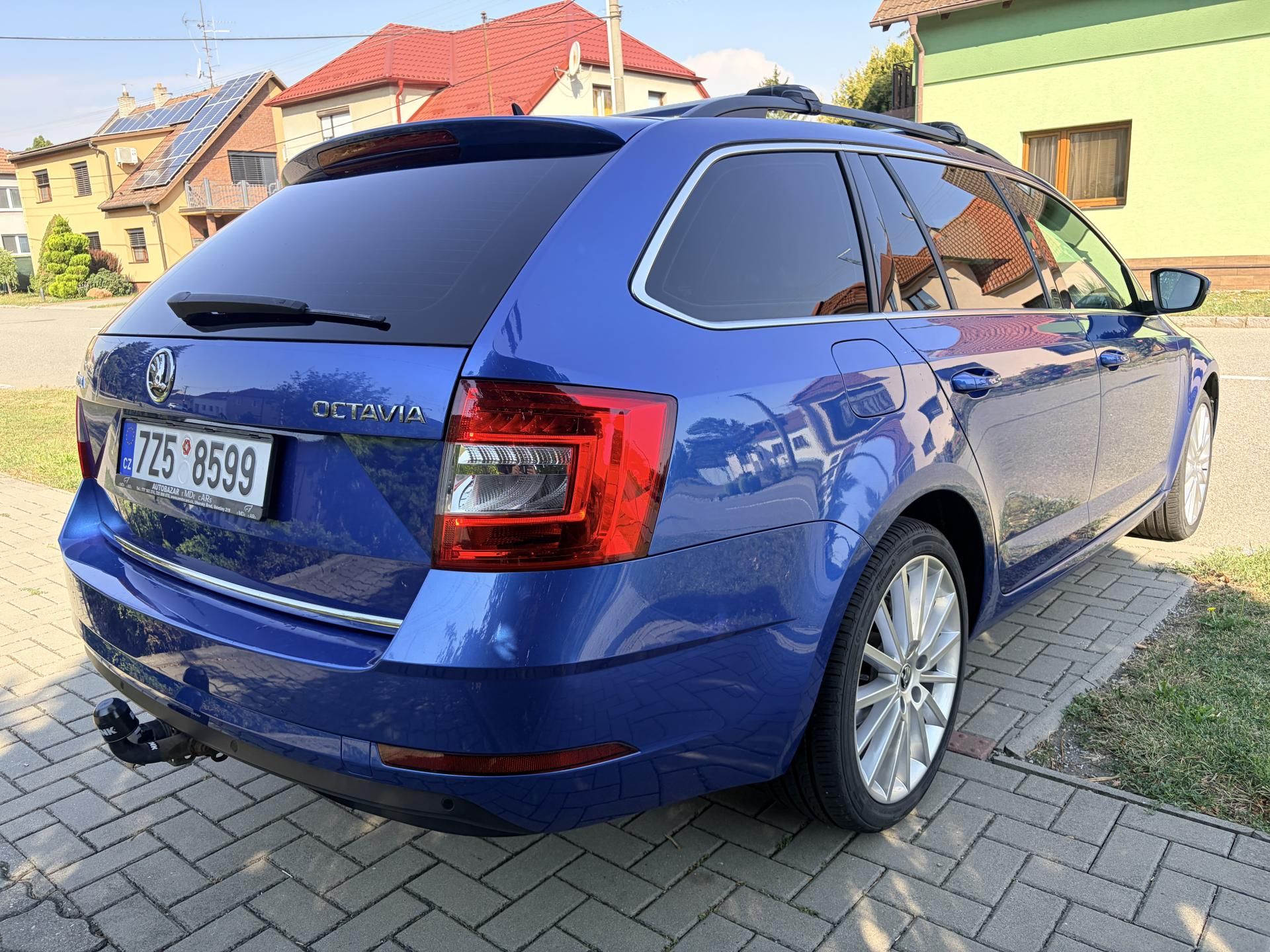 Škoda Octavia, 1.5TSI TAŽNÉ - fotka 4