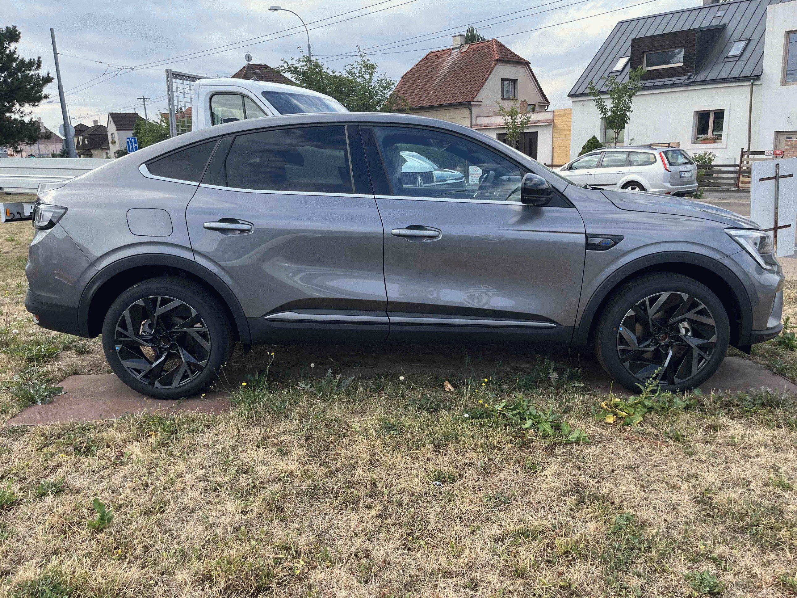 Renault Arkana, esprit Alpine E-Tech full hybr - fotka 4