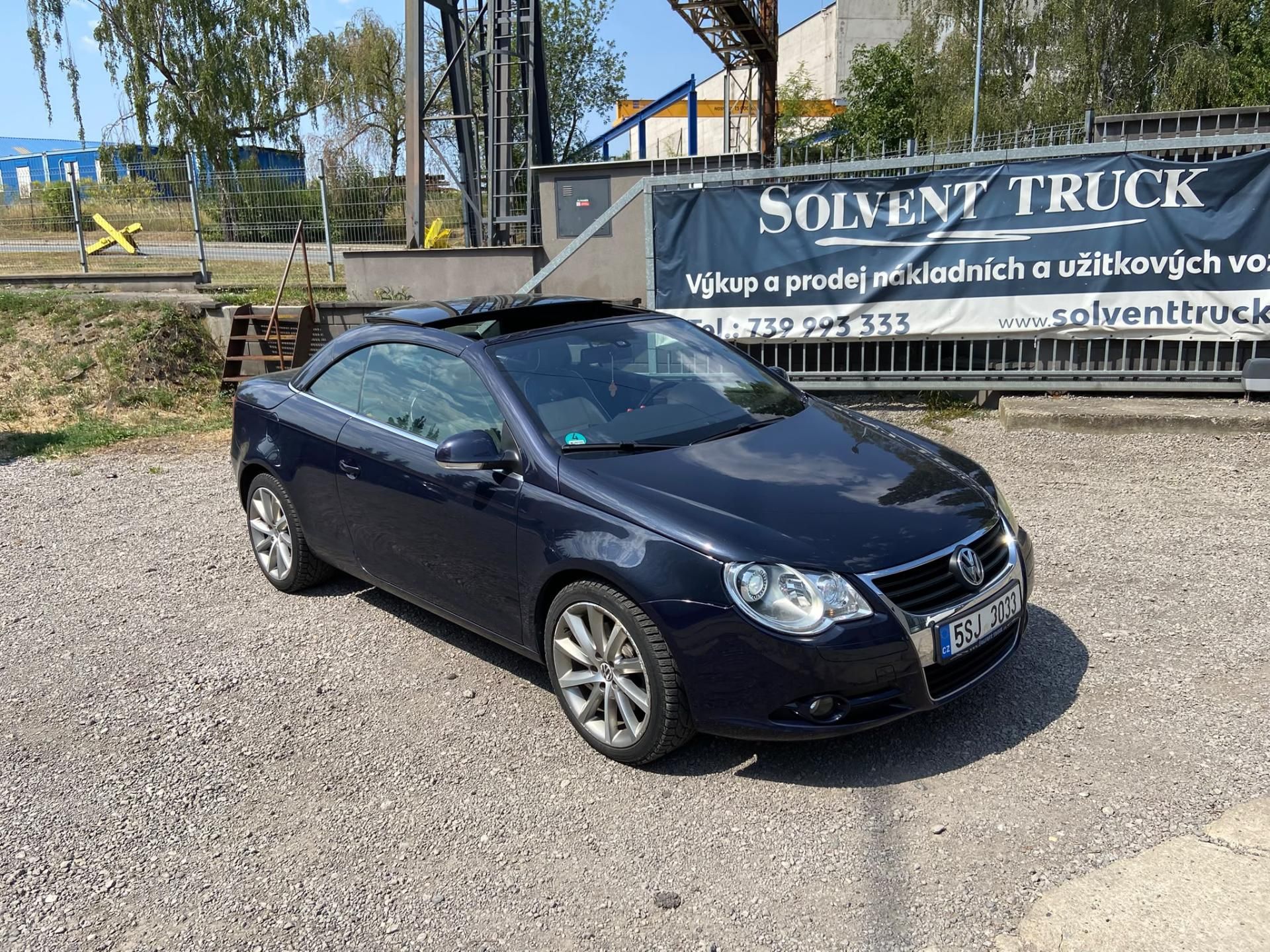 Volkswagen Eos, 2.0 TDi 103kW, kabriolet - fotka 5