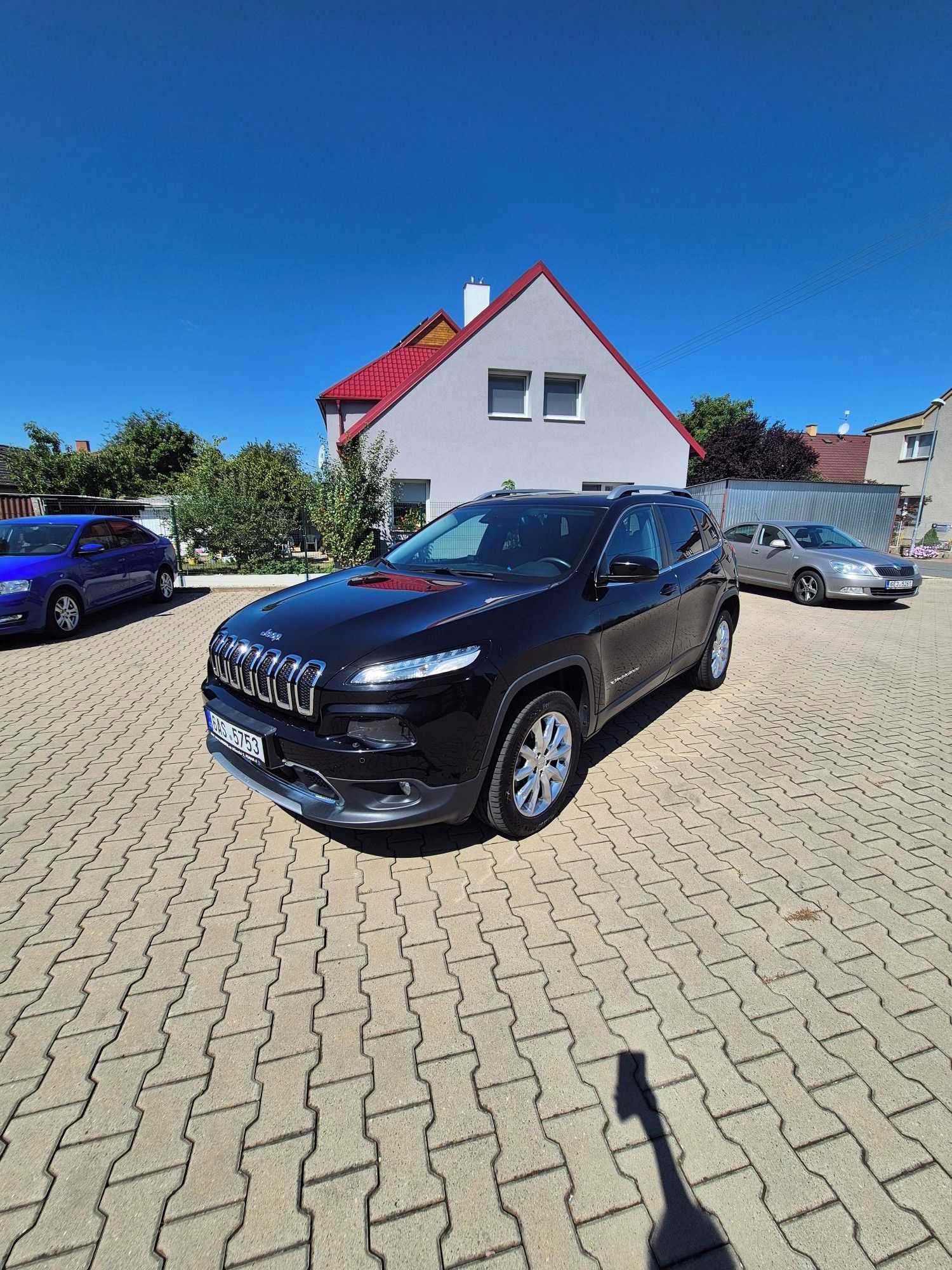 Jeep Cherokee, Jeep Cherokee 2.2 4WD 9ATX200k