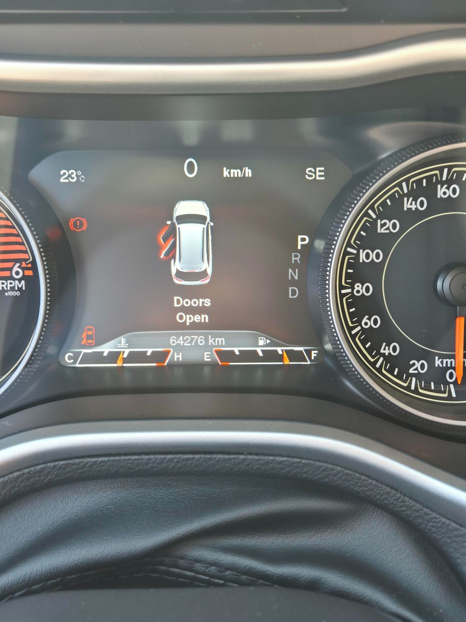 Jeep Cherokee, Jeep Cherokee 2.2 4WD 9ATX200k - fotka 6
