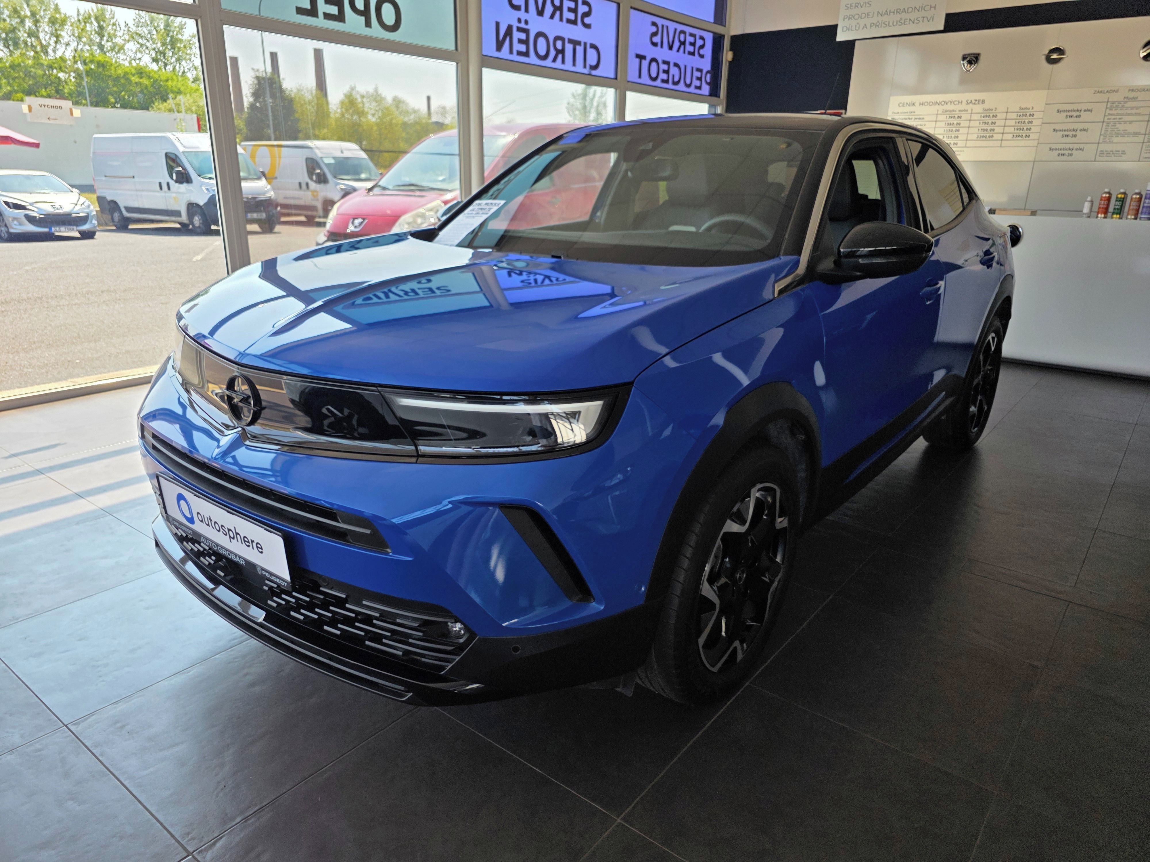 Opel Mokka, ULTIMATE 1.2TURBO 136k MAN6 - fotka 3