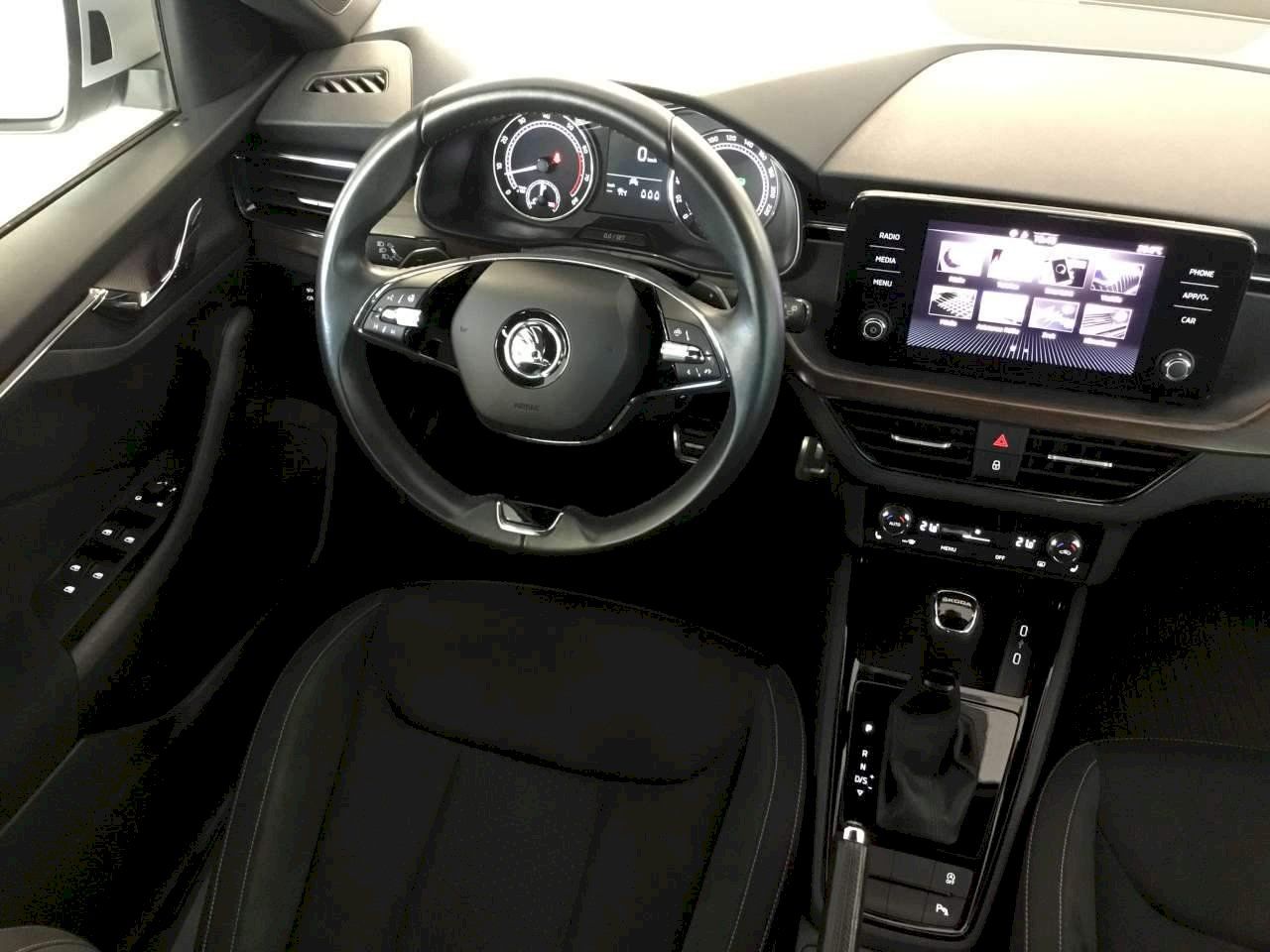 Škoda Kamiq, Scoutline DSG 1.5 TSI 110 kW - fotka 5