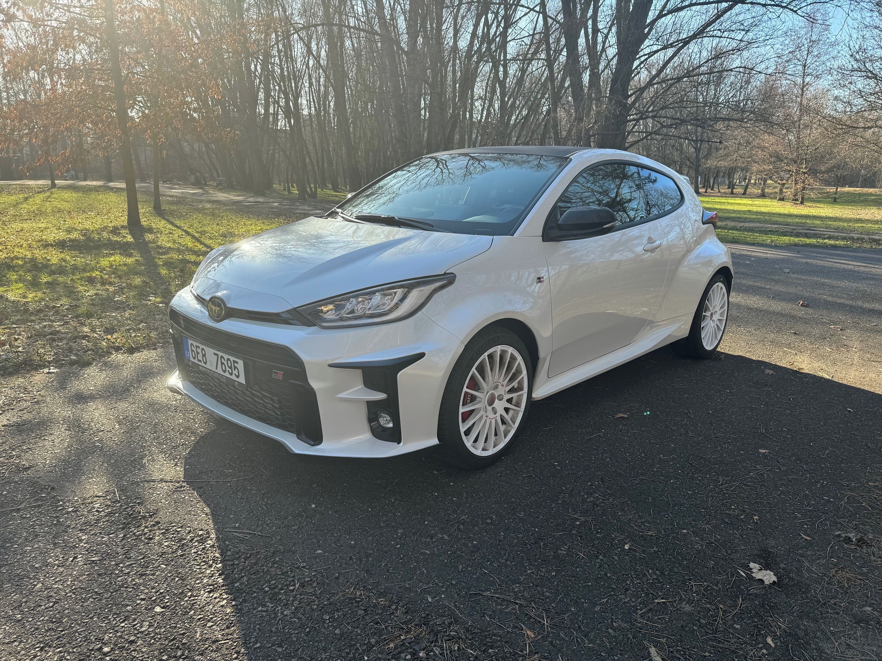 Toyota Yaris, Packet sport, PPF, bílá perleť