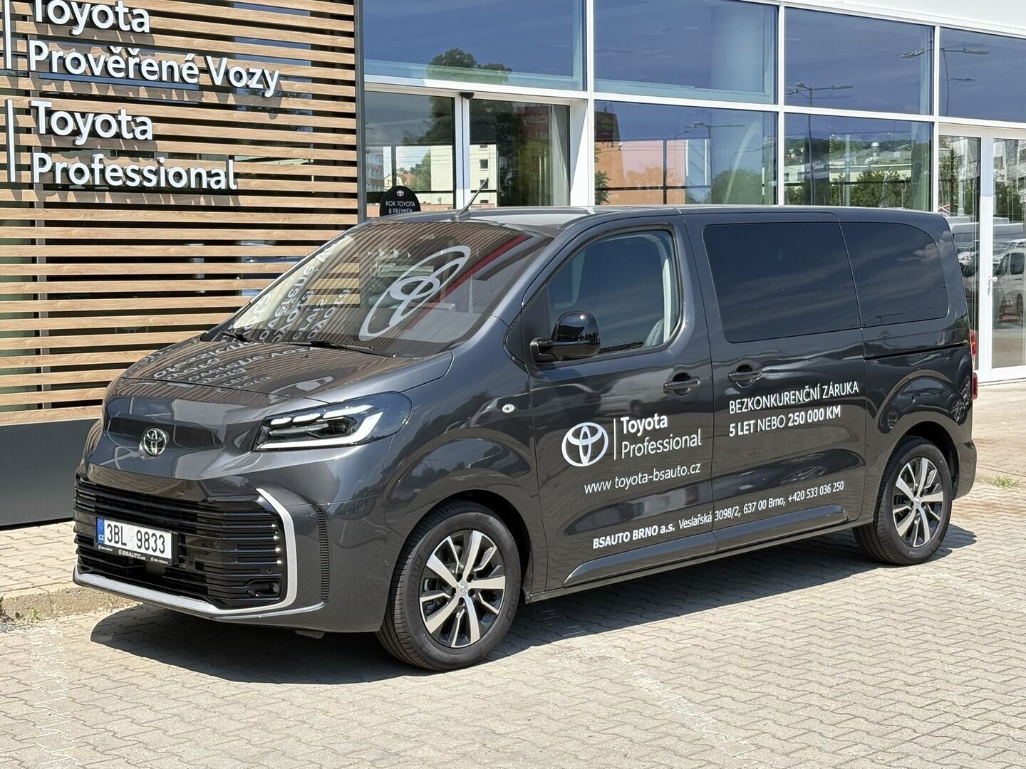Toyota Proace Verso, 2,2 L1 2,0D AT8 7S VIP
