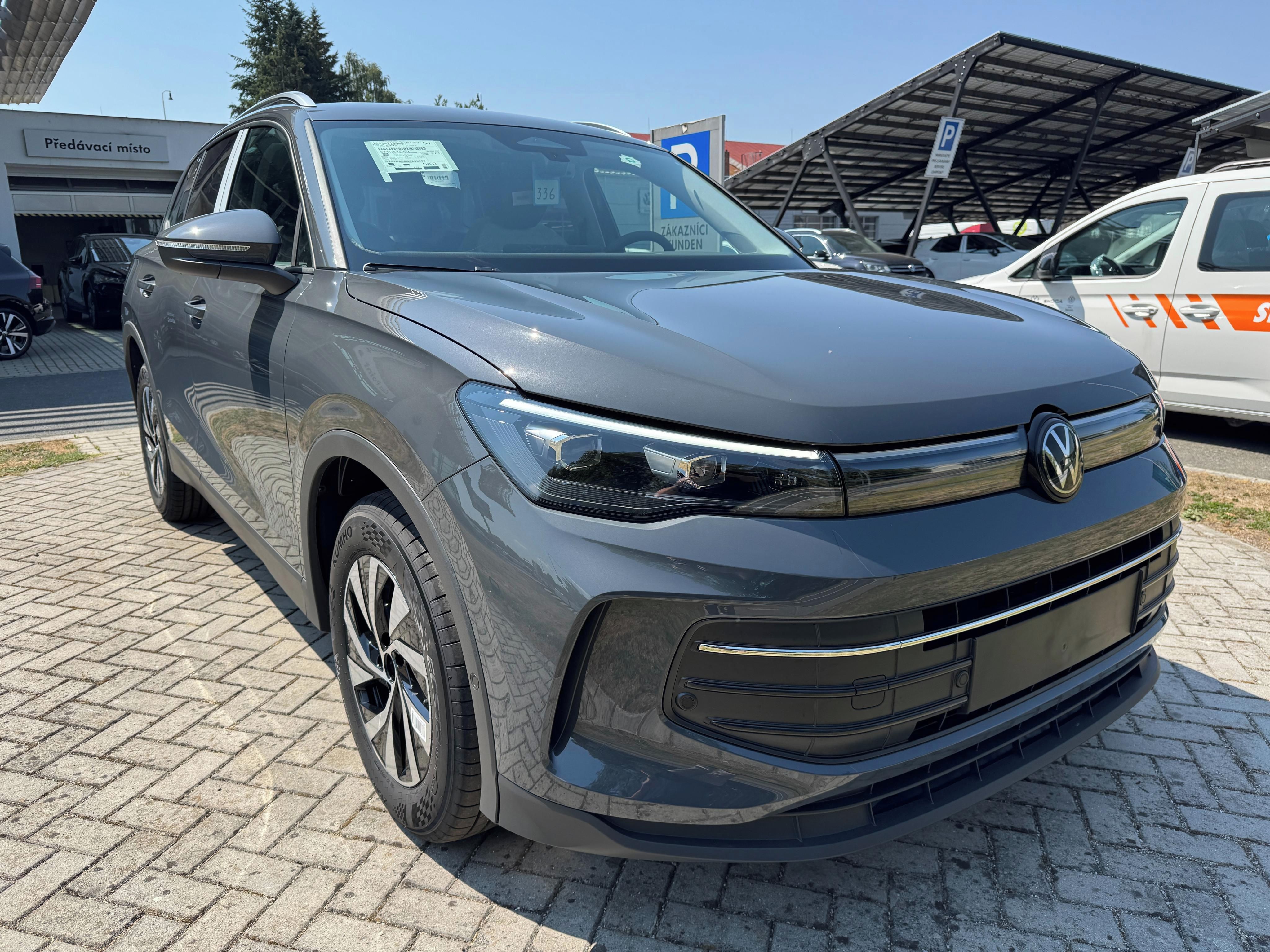 Volkswagen Tiguan, People 2,0 TDI 110 kW - fotka 3