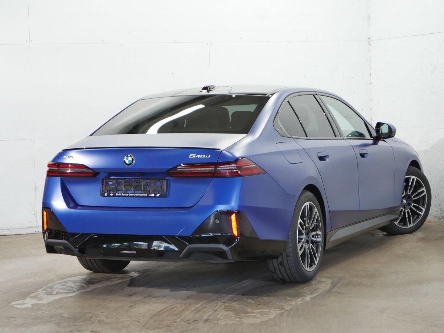 BMW Řada 5, 540d xDrive M PRO - fotka 4