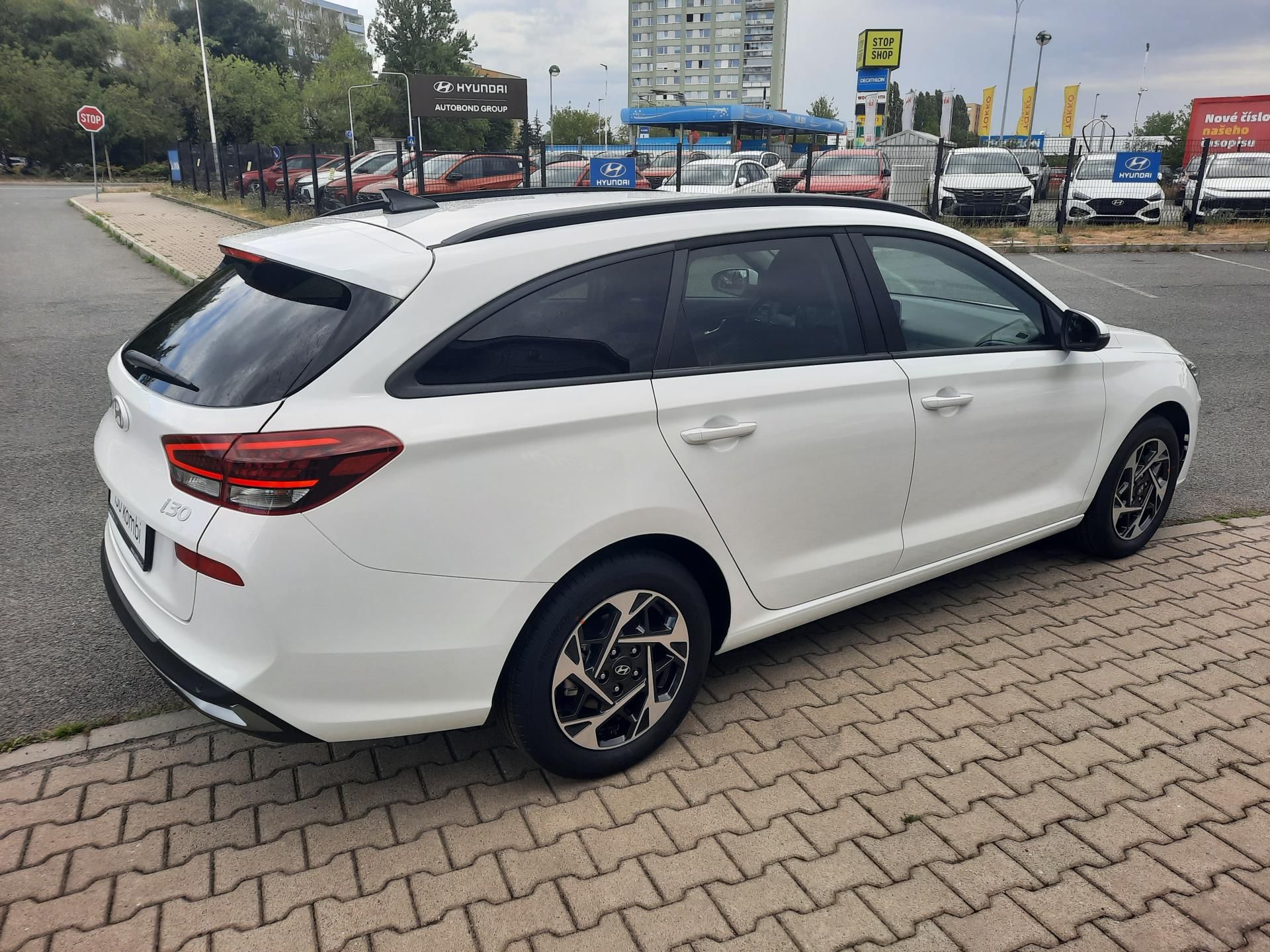 Hyundai i30, 1.6 T-GDi 150k DCT GO Czech! - fotka 6