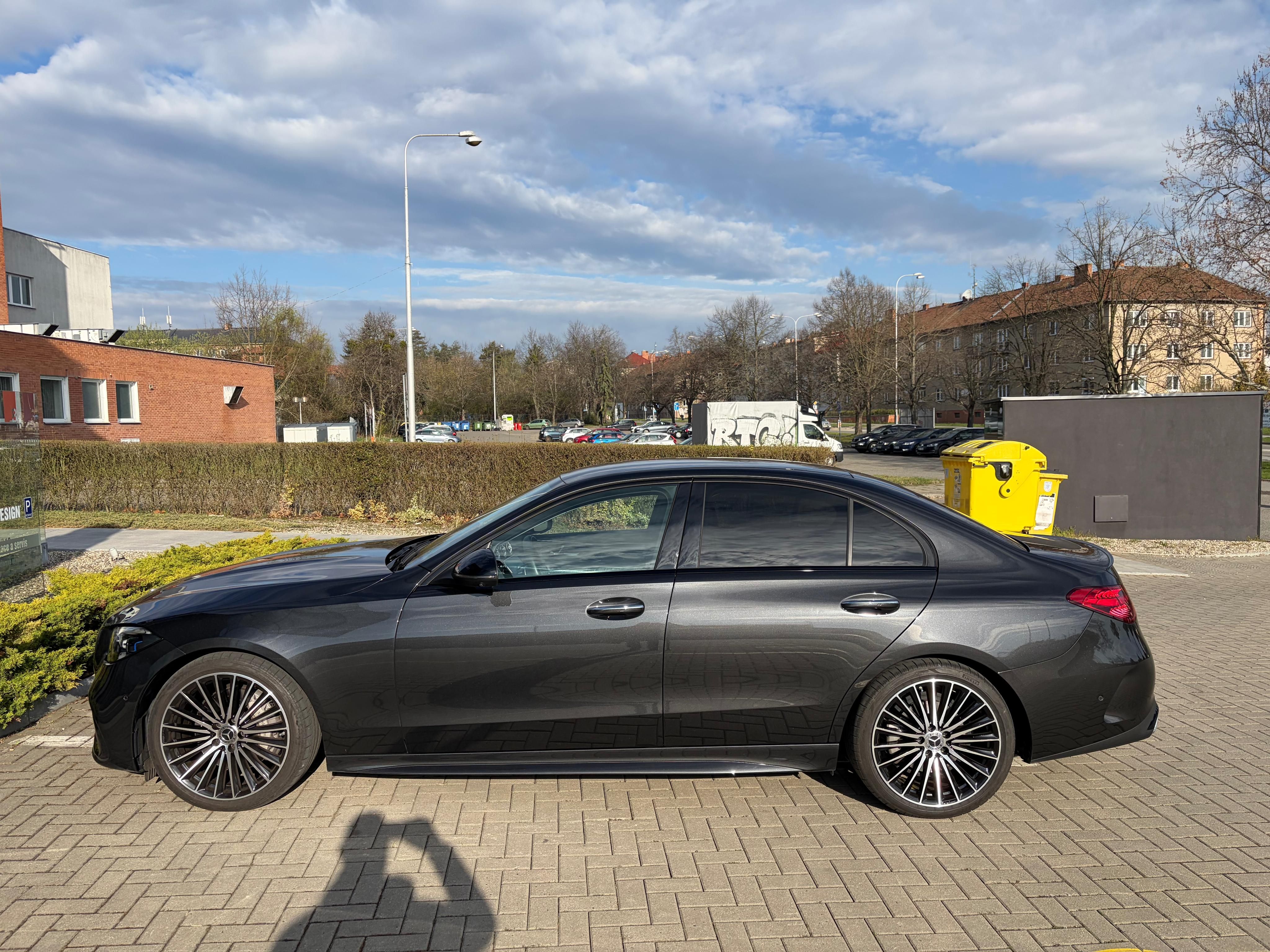 Mercedes-Benz Třídy C, C300 4MATIC