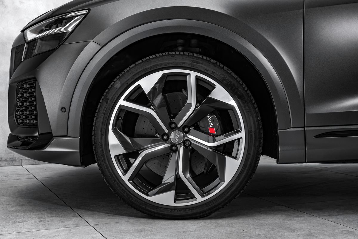 Audi SQ8, 4,0TDI Keramiky Masáže Pano - fotka 2