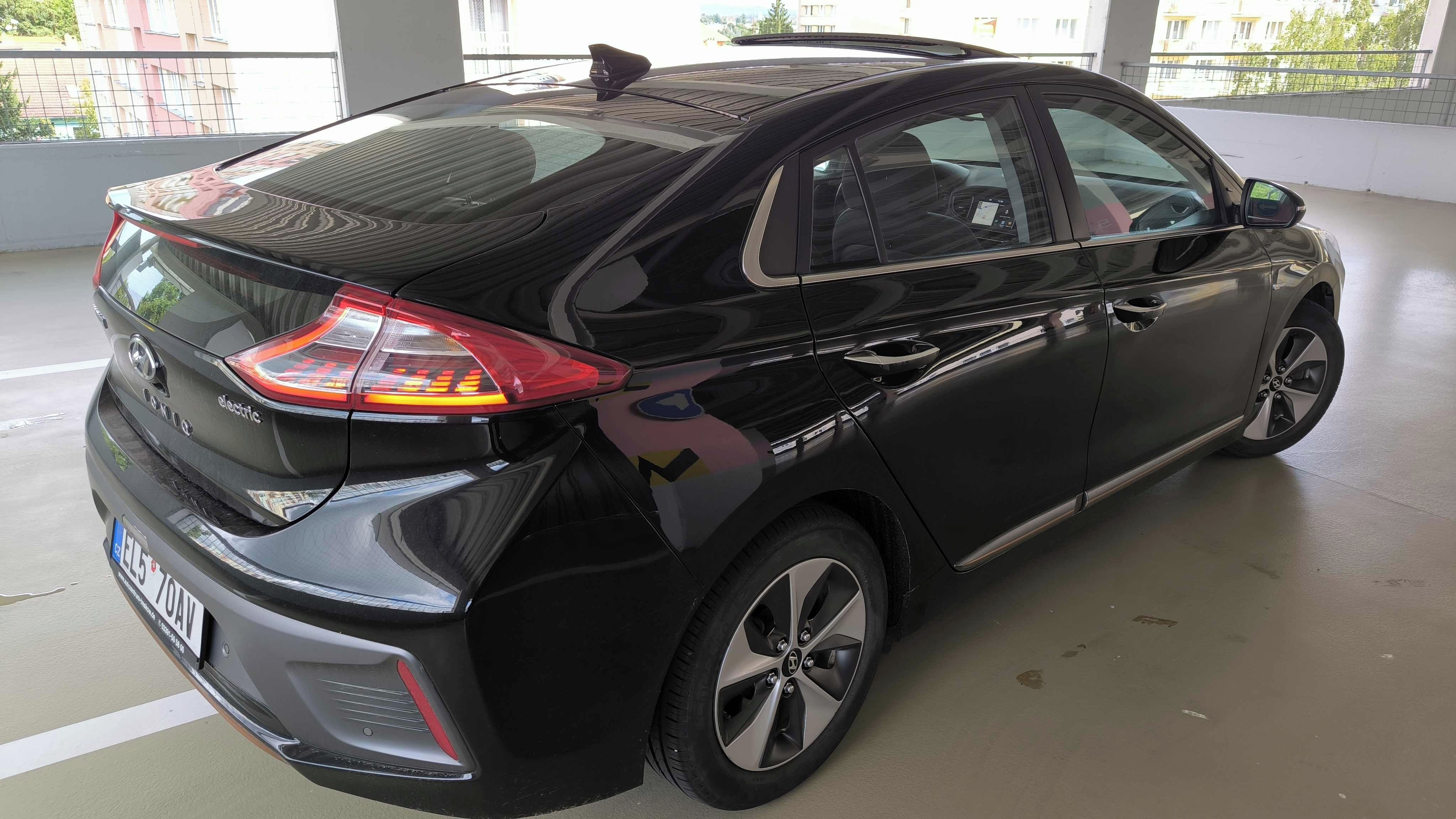 Hyundai Ioniq, Hyundai Ioniq Elektic - fotka 4