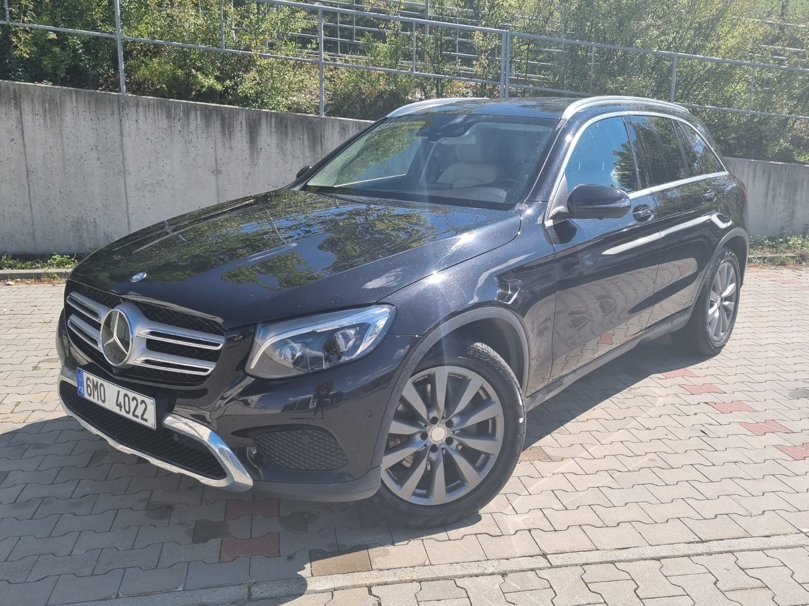 Mercedes-Benz GLC, MERCEDES-BENZ GLC 220D 4MATIC