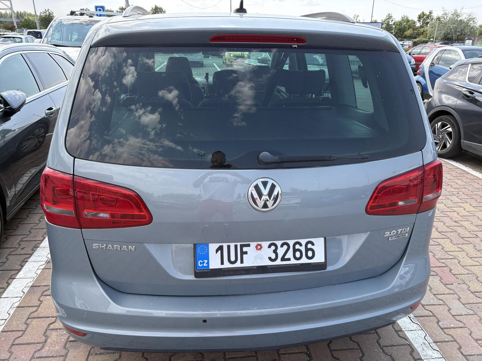 Volkswagen Sharan, 2.0 TDi  110 kW Comfortline - fotka 4