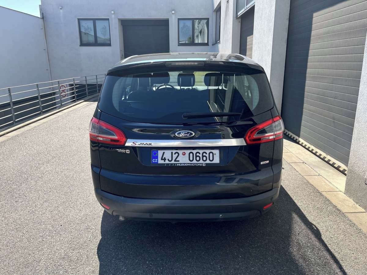 Ford S-MAX, Titanium, 2.0 TDCi 103 kW, ČR - fotka 4