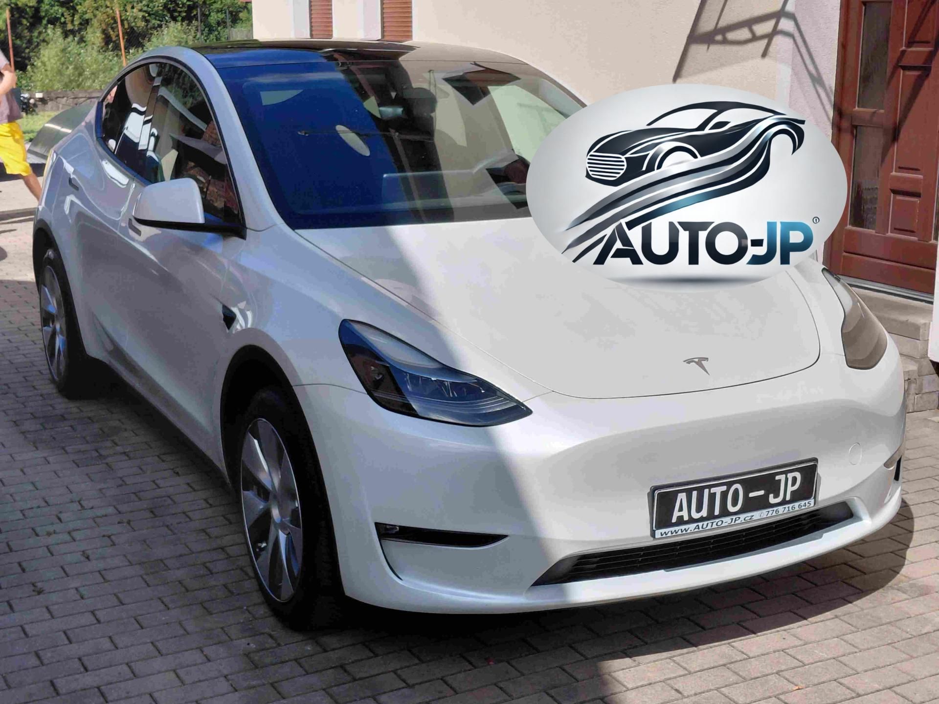 Tesla Model Y, AWD Long Range    PŘIPRAVUJEME