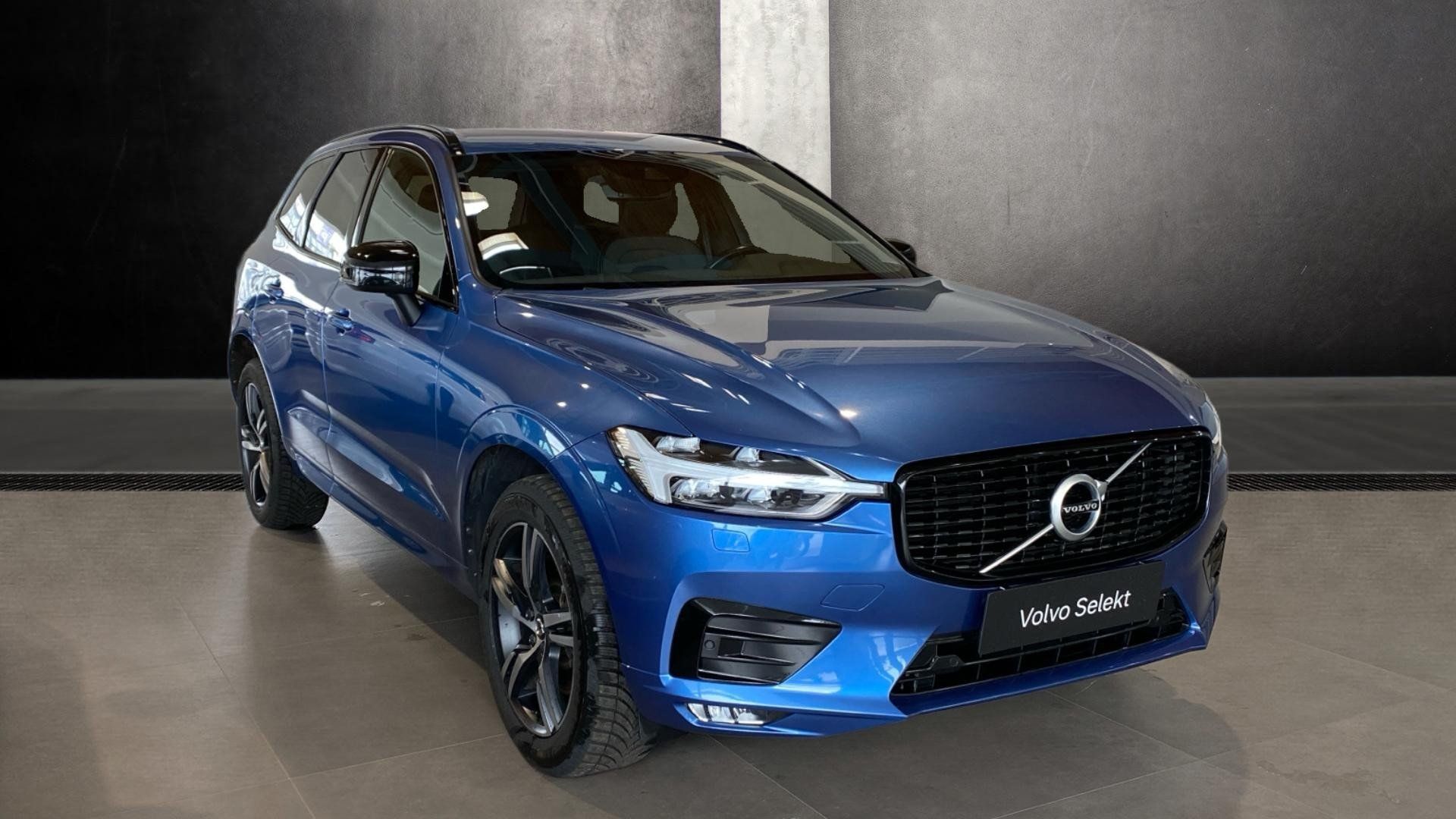 Volvo XC60, R-DESIGN, B5 AWD, 184+10 kW /