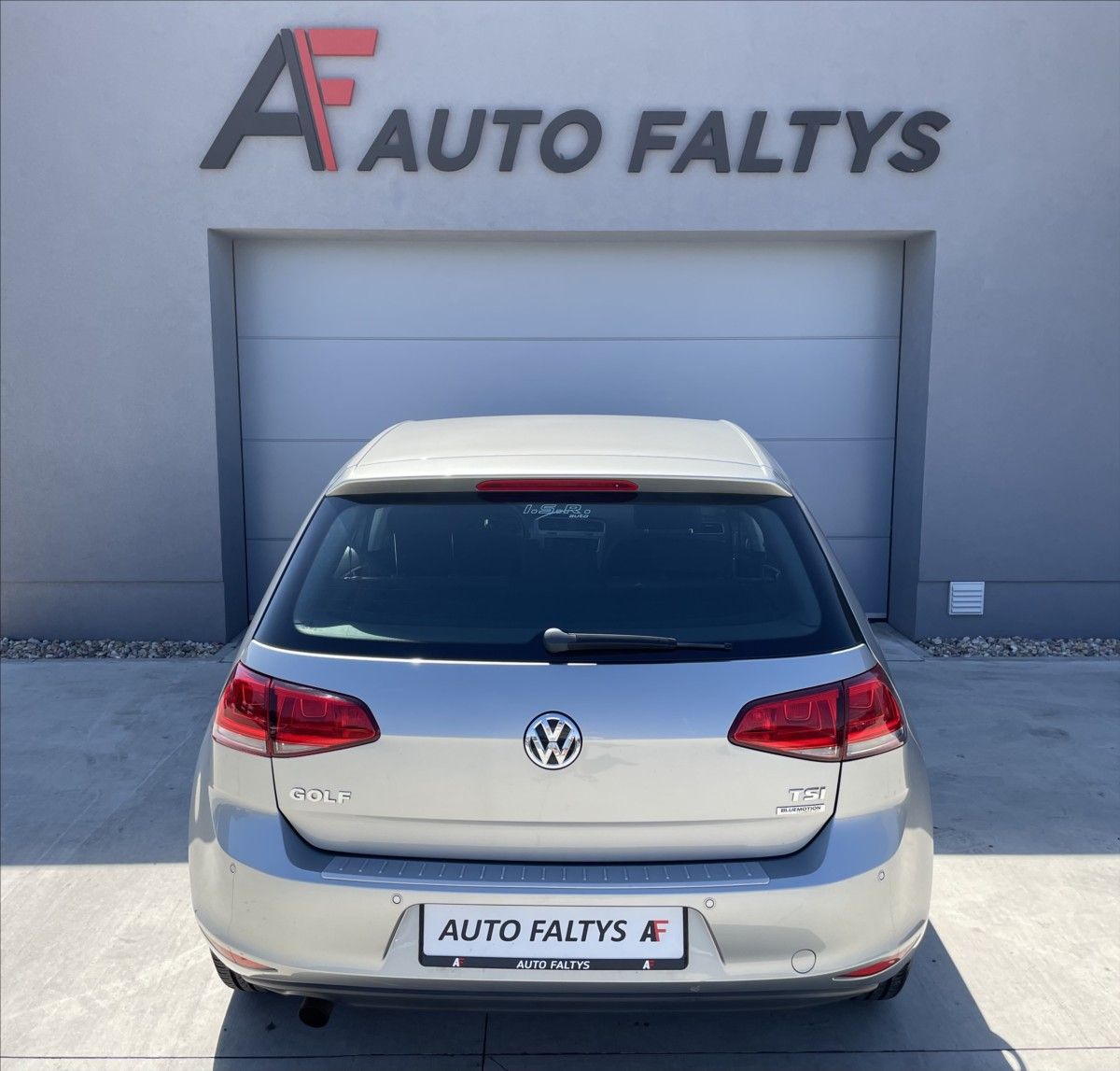 Volkswagen Golf, 1,2 TSI 77KW DSG,ČR.1.MAJ. - fotka 4