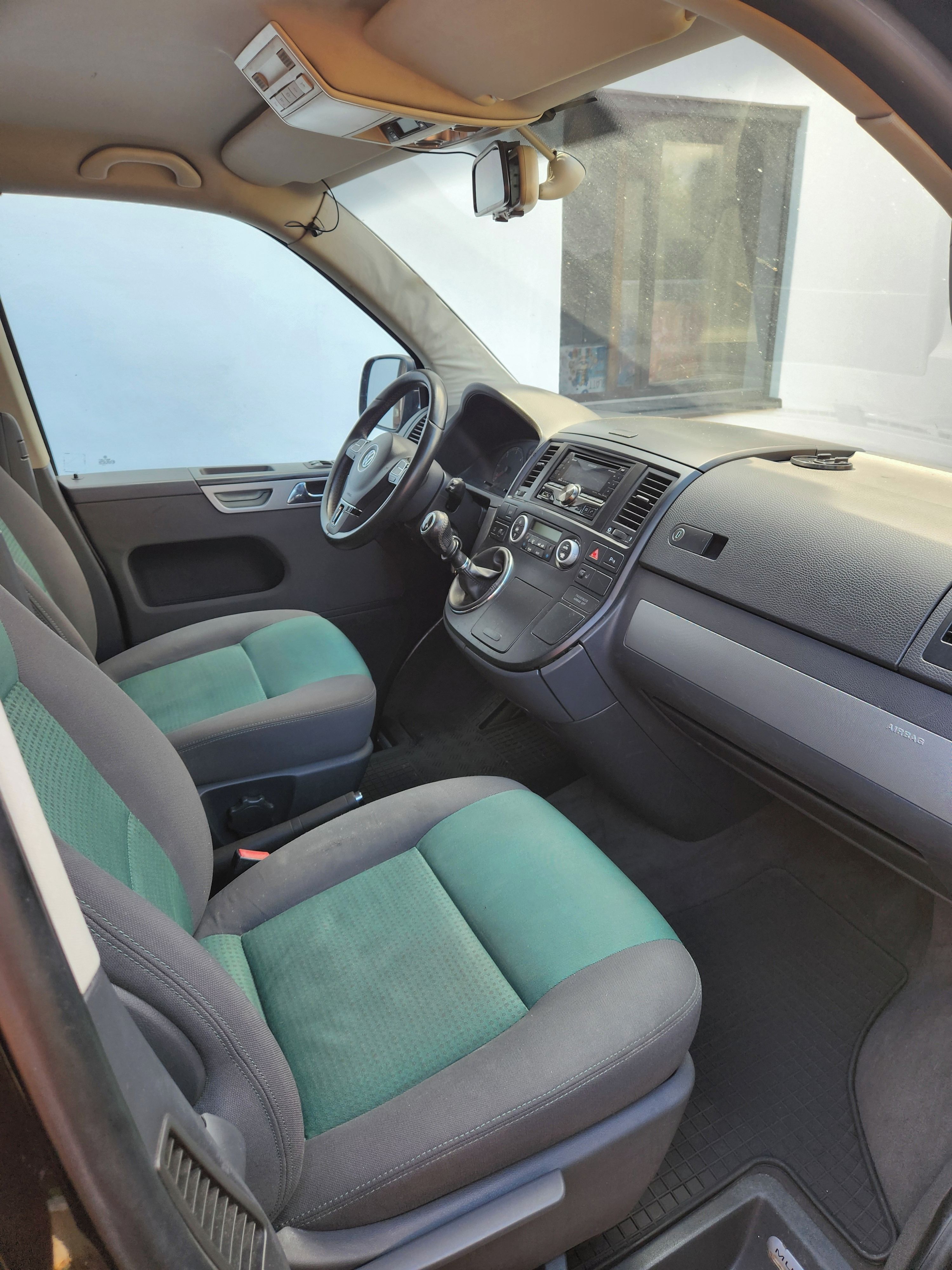 Volkswagen Multivan - fotka 4