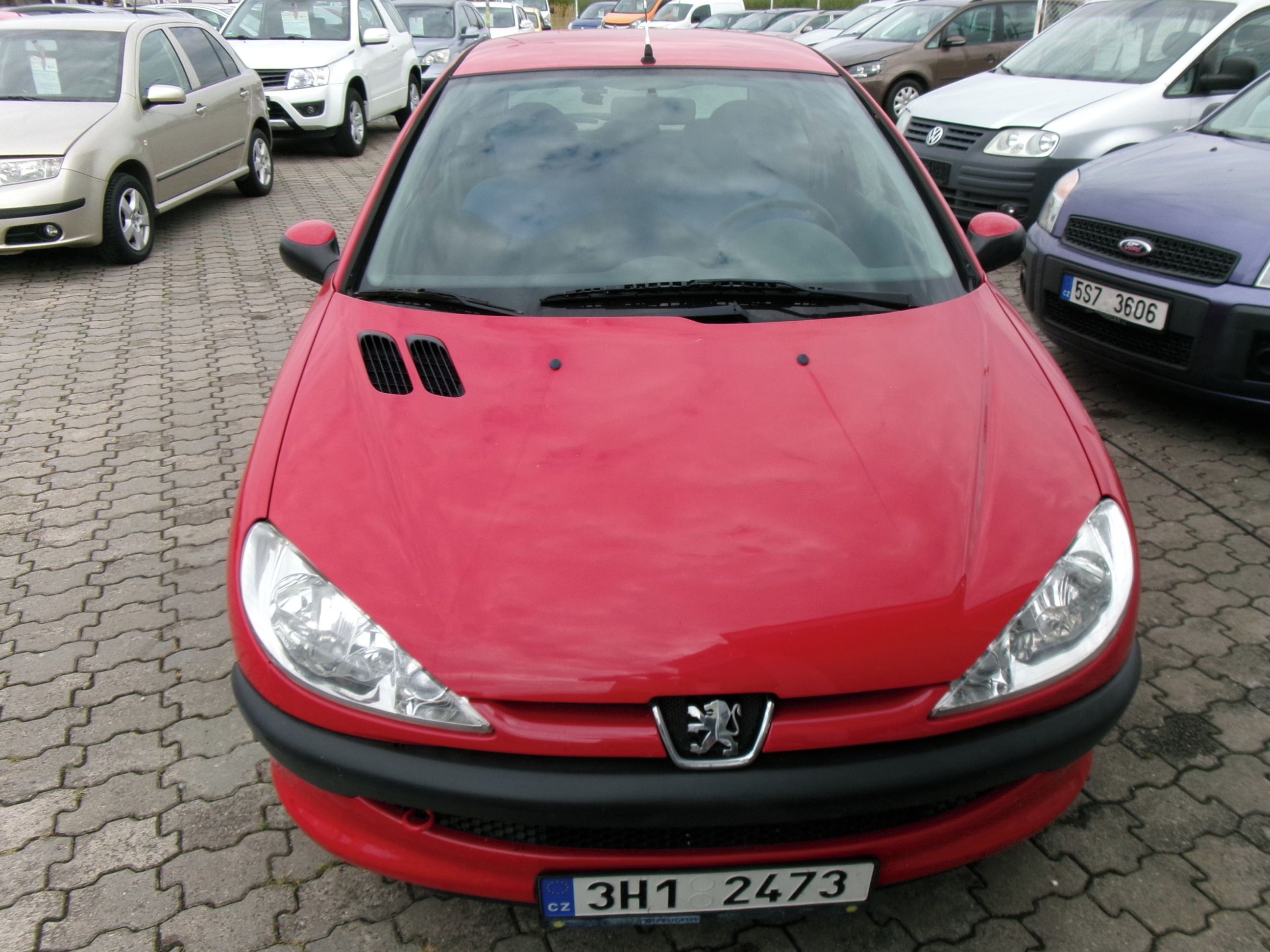 Peugeot 206, 1.4i 55kw,CZ,1.maj. - fotka 2