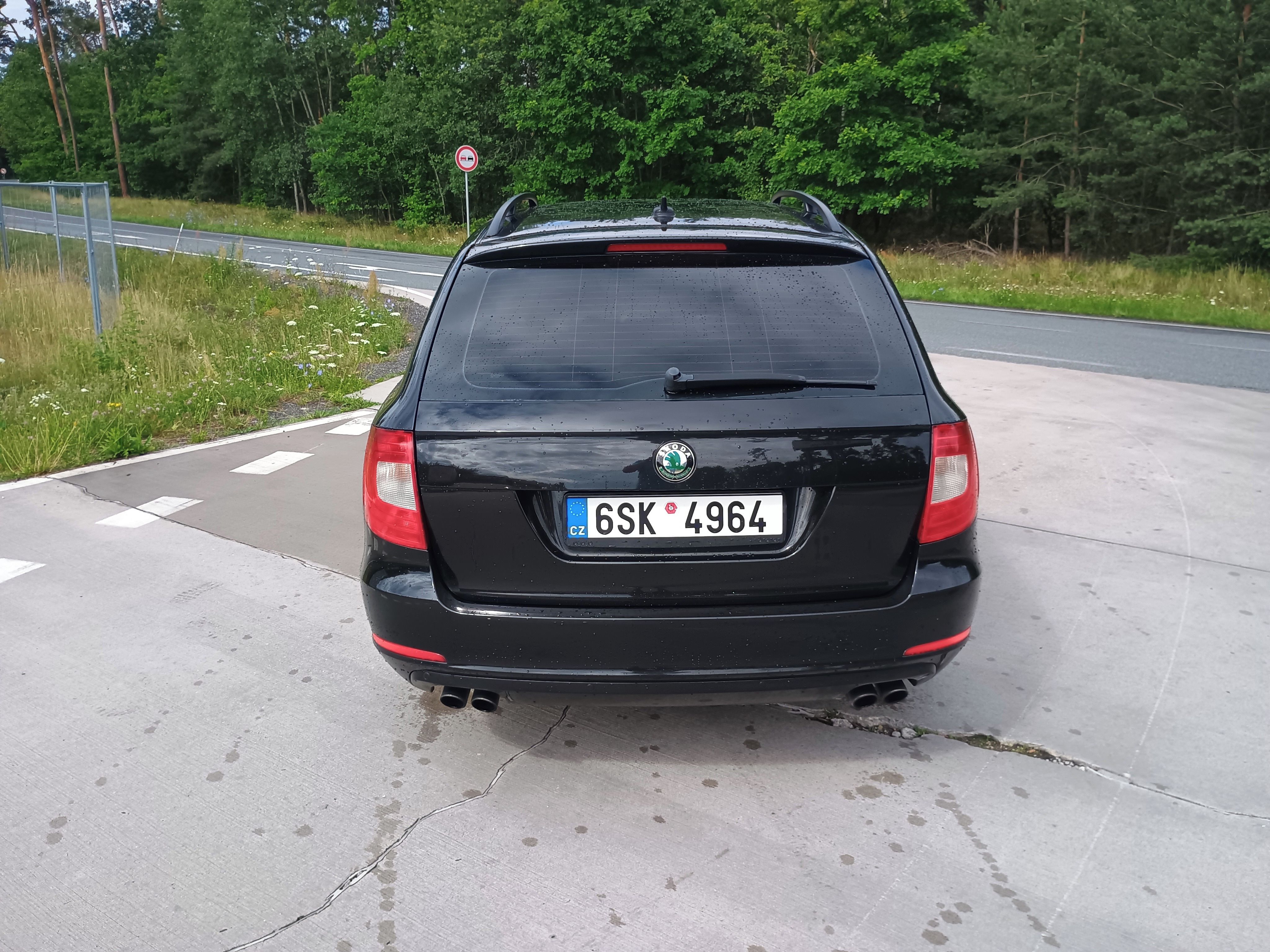 Škoda Superb, Škoda Superb combi 3.6 V6 4x4 - fotka 6