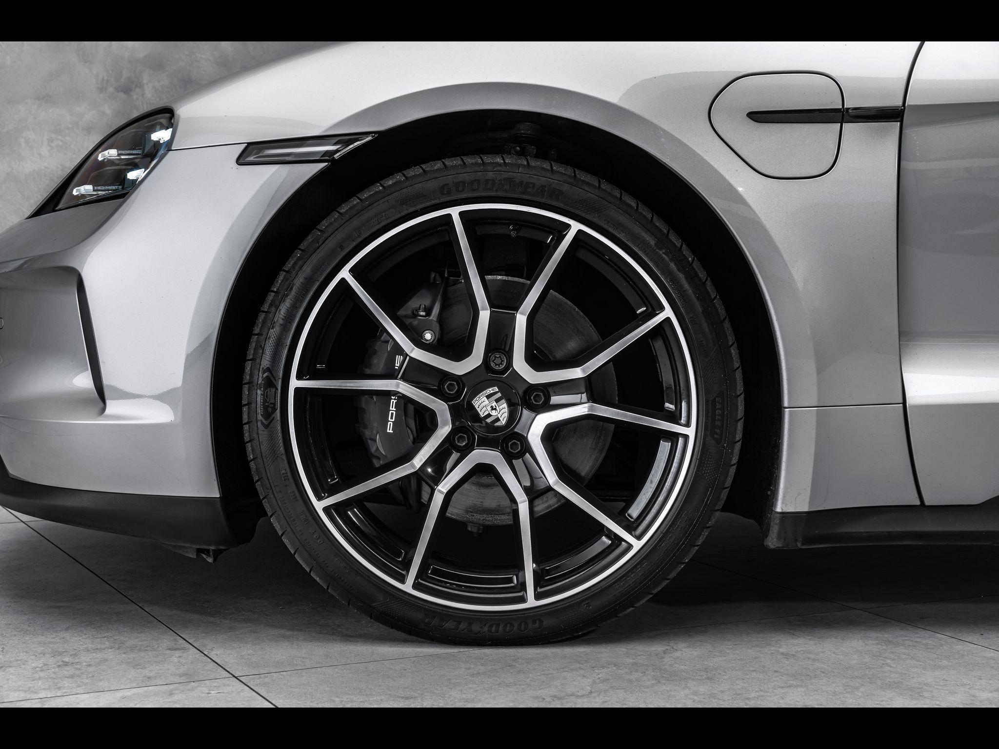 Porsche Taycan, 4 Sport Chrono Pano - fotka 2