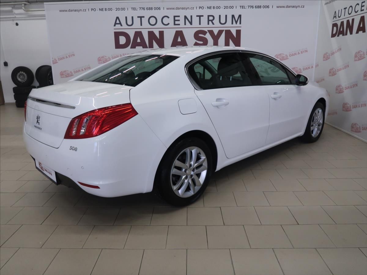 Peugeot 508, 1,6 16V CZ původ, nízký nájezd - fotka 4