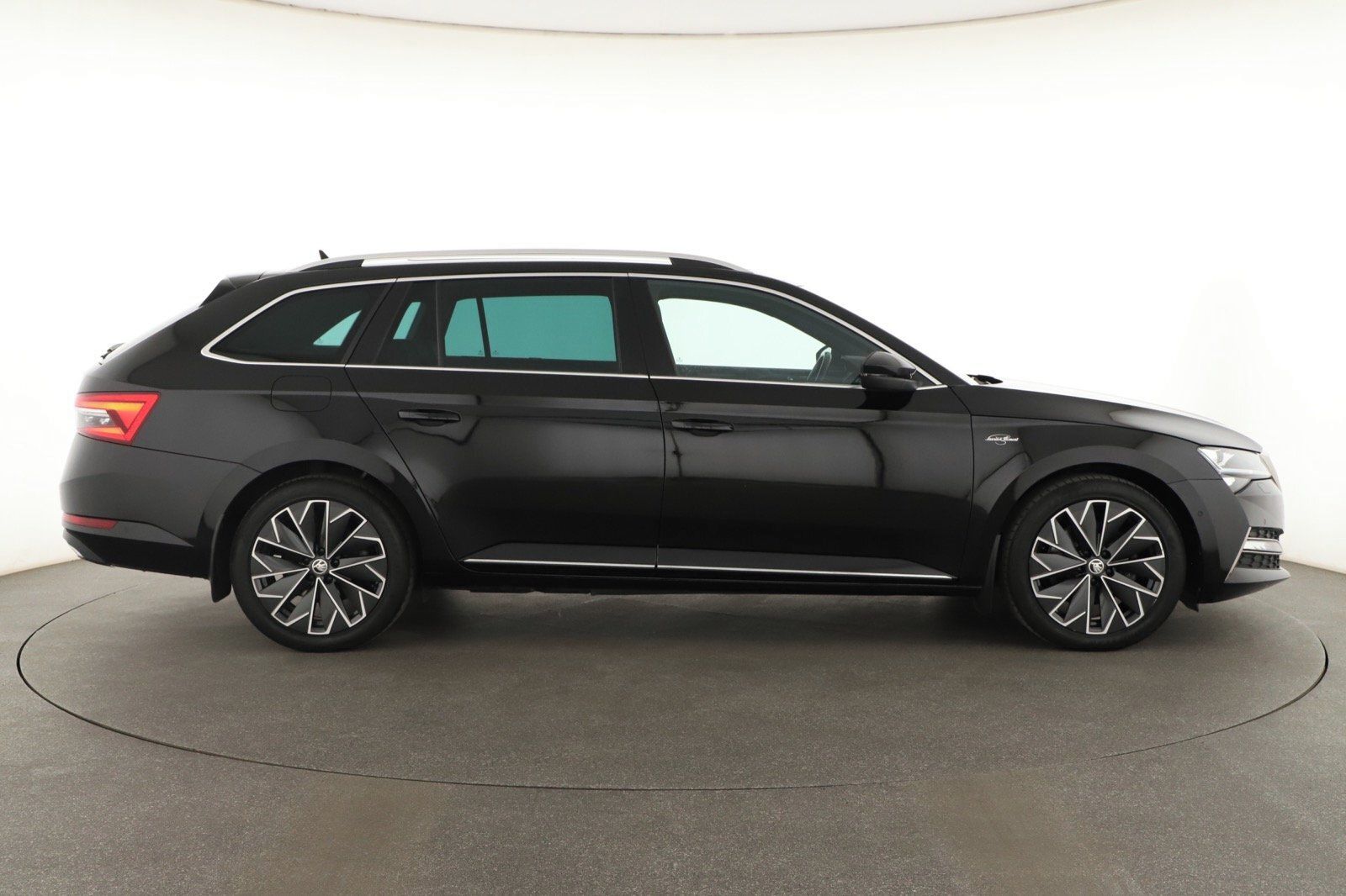 Škoda Superb, iV 1.4 TSI PHEV - fotka 6