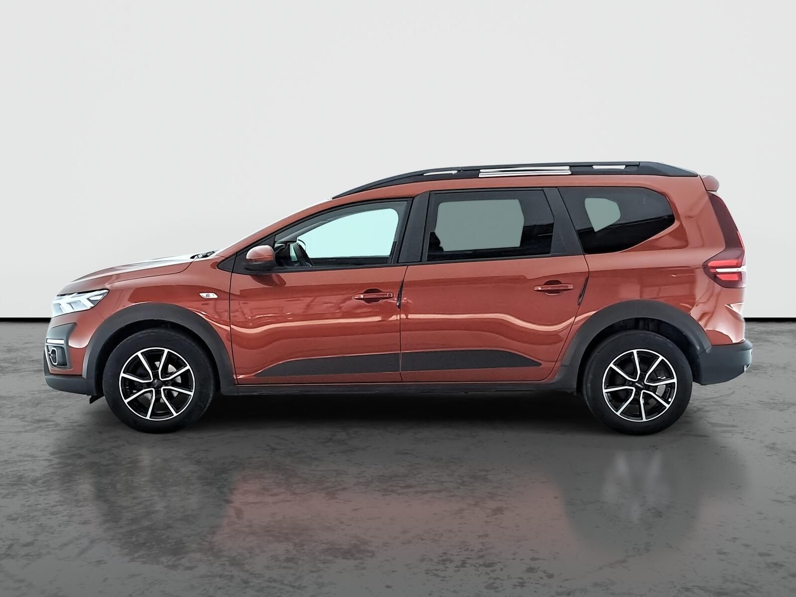 Dacia Jogger, 1.0 TCe, Comfort, Serv.kniha - fotka 3
