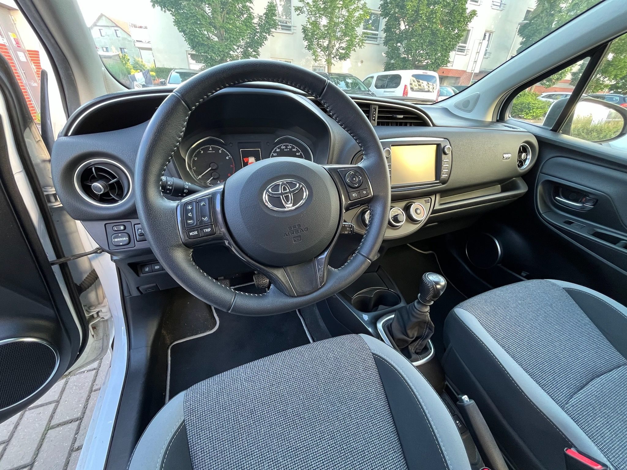 Toyota Yaris, 1.5 Dual VVT-i, Y20, 82 kW, ČR - fotka 6