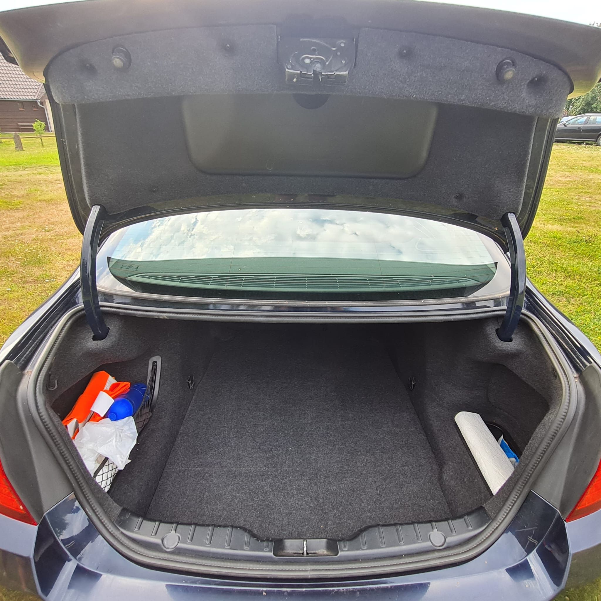 BMW Řada 5, 520xD servis, nízké km - fotka 5