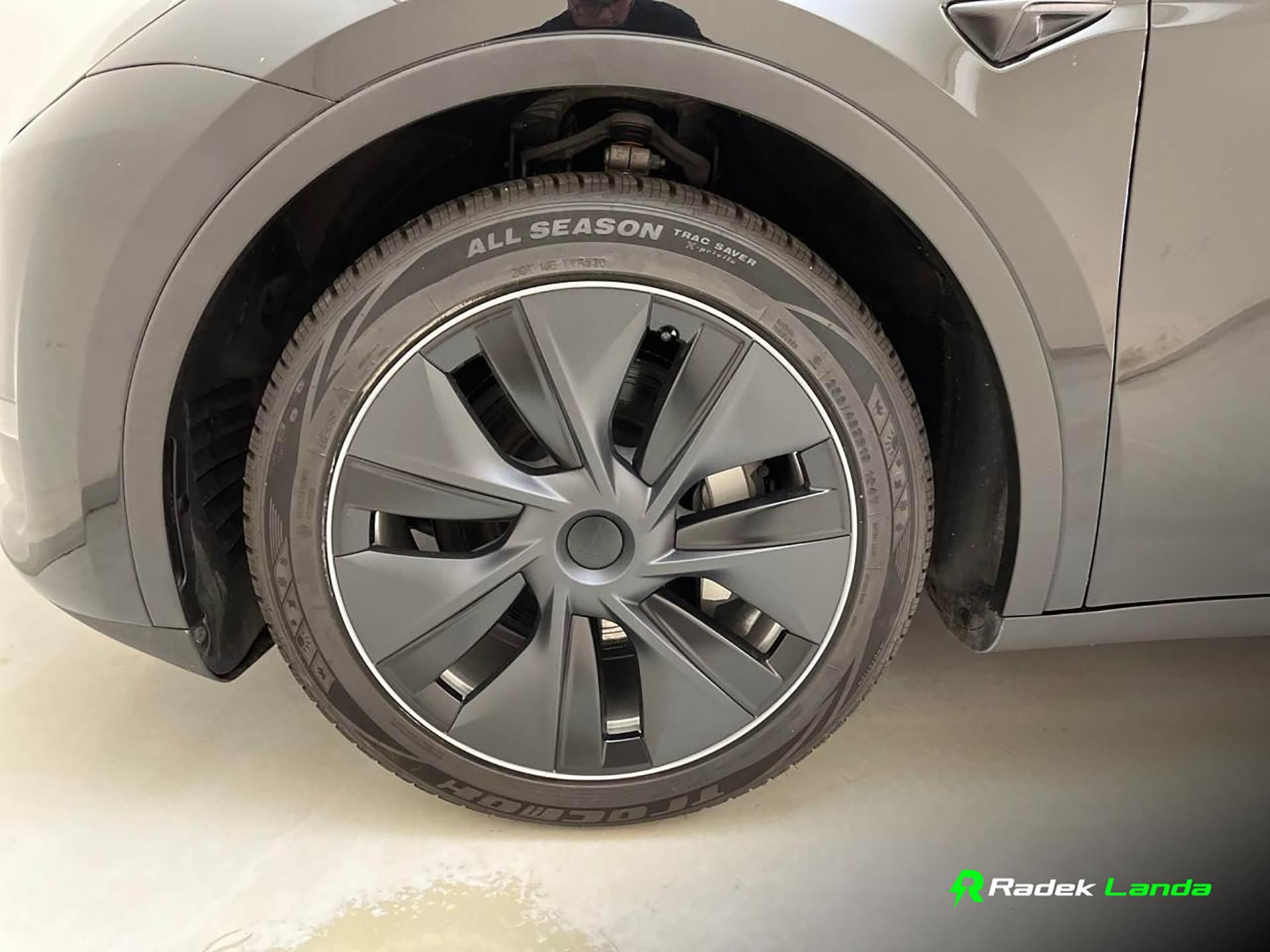 Tesla Model Y, Long Range AWD Berlín - fotka 6