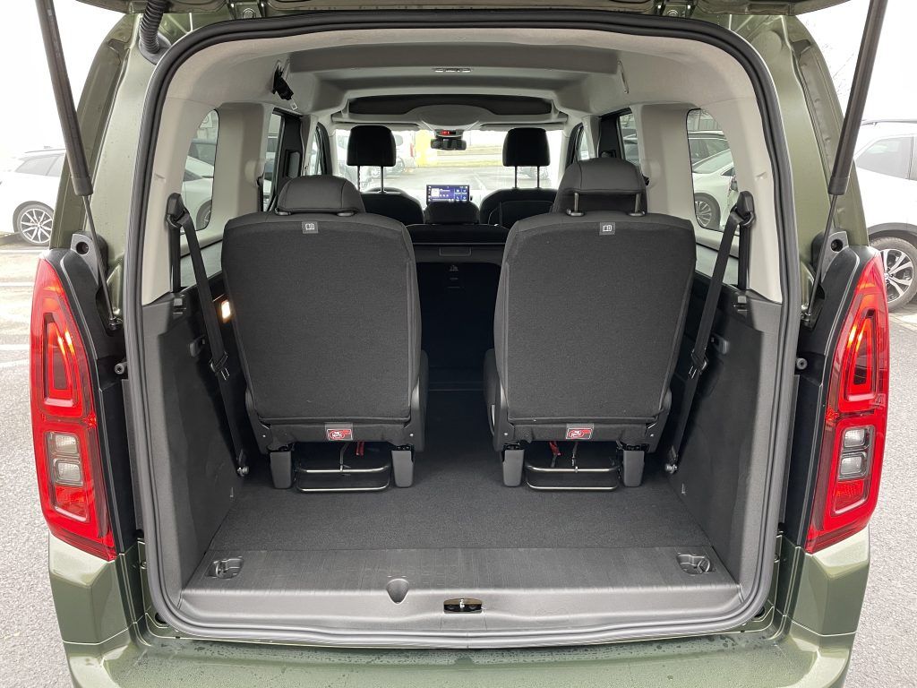 Toyota Proace City Verso, 1.5 6MT Family ODBĚR 11/2026 - fotka 6