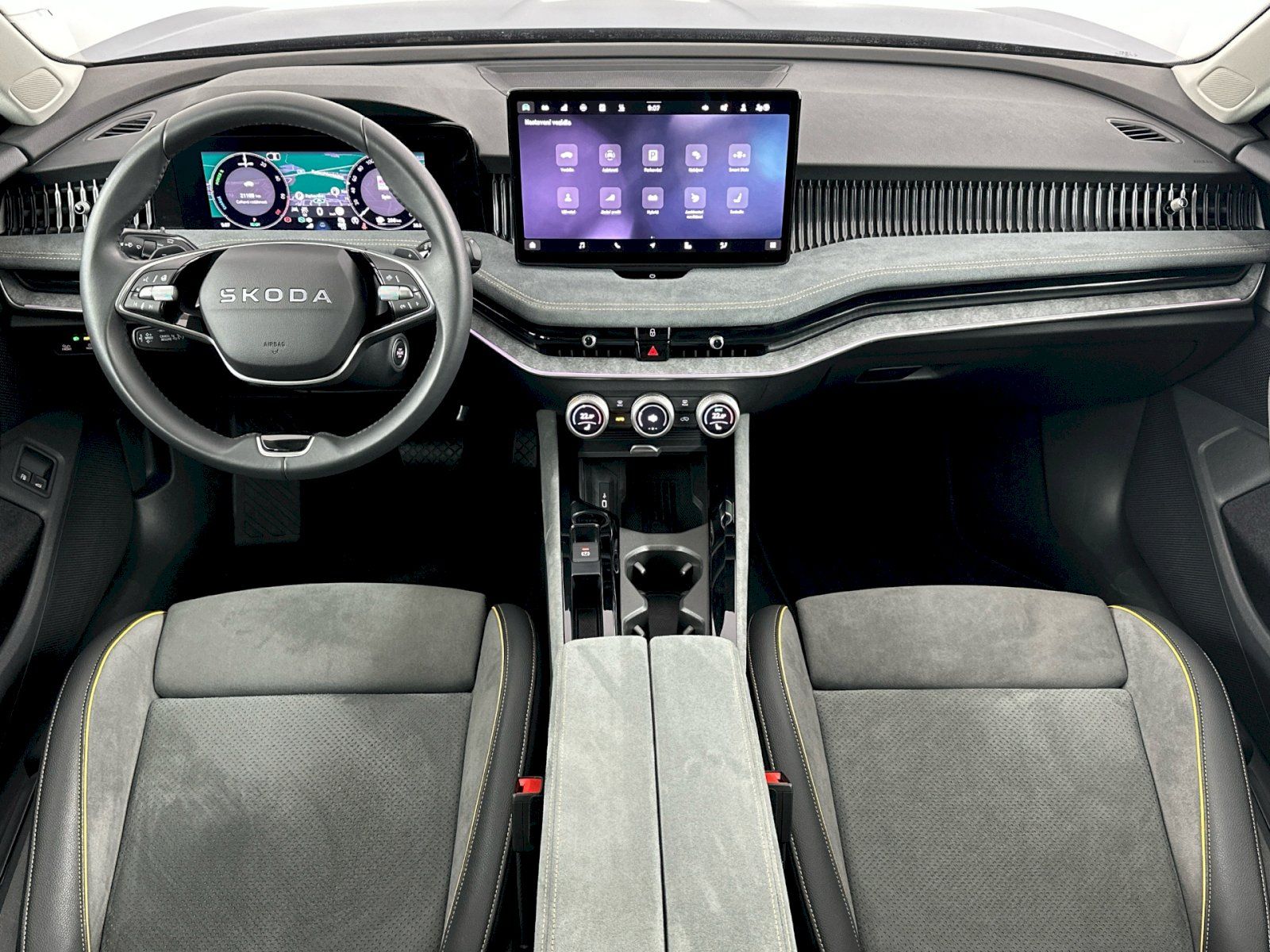 Škoda Superb, Combi iV DSG 1.5TSI 150kW Sele - fotka 5