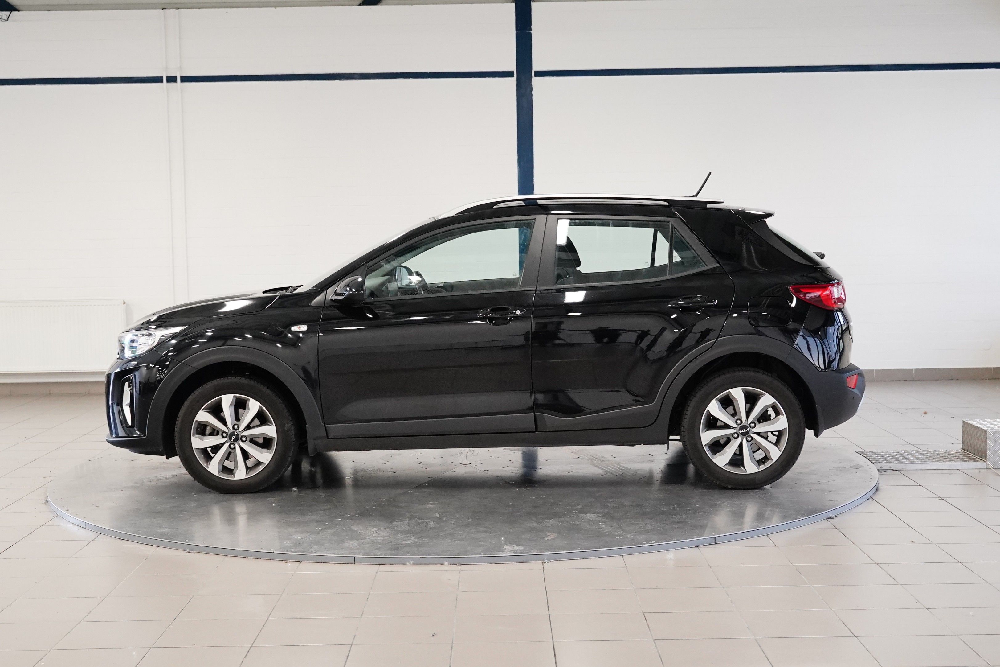 Kia Stonic, 1.2 DPI 62 kW - fotka 3