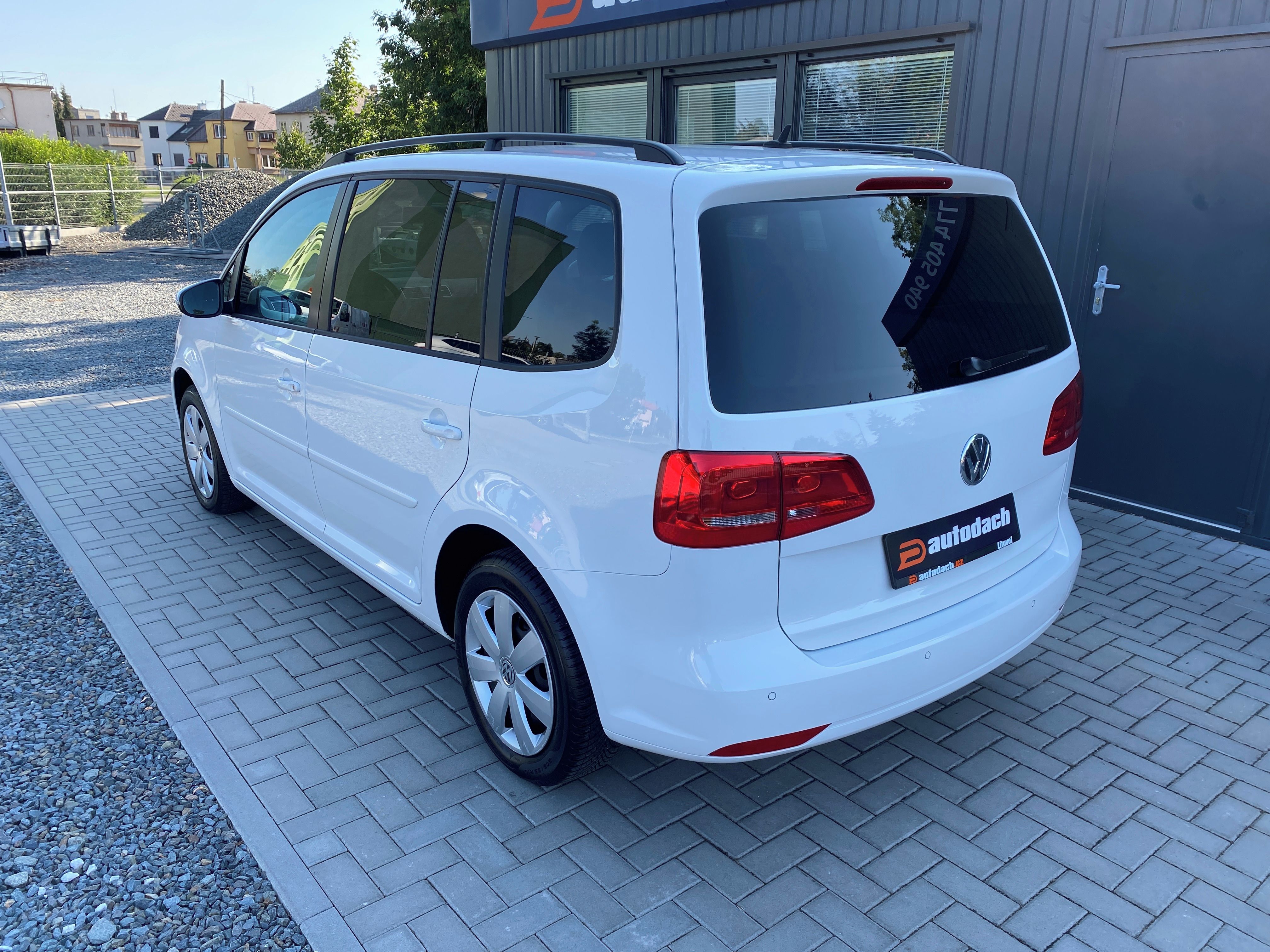 Volkswagen Touran, 1.2 TSI 77kW - KLIMATIZACE-PDC - fotka 3