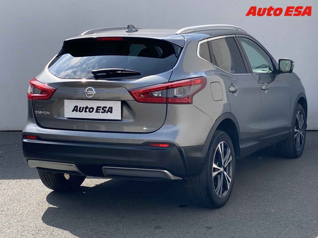 Nissan Qashqai, 1.3,navi - fotka 4