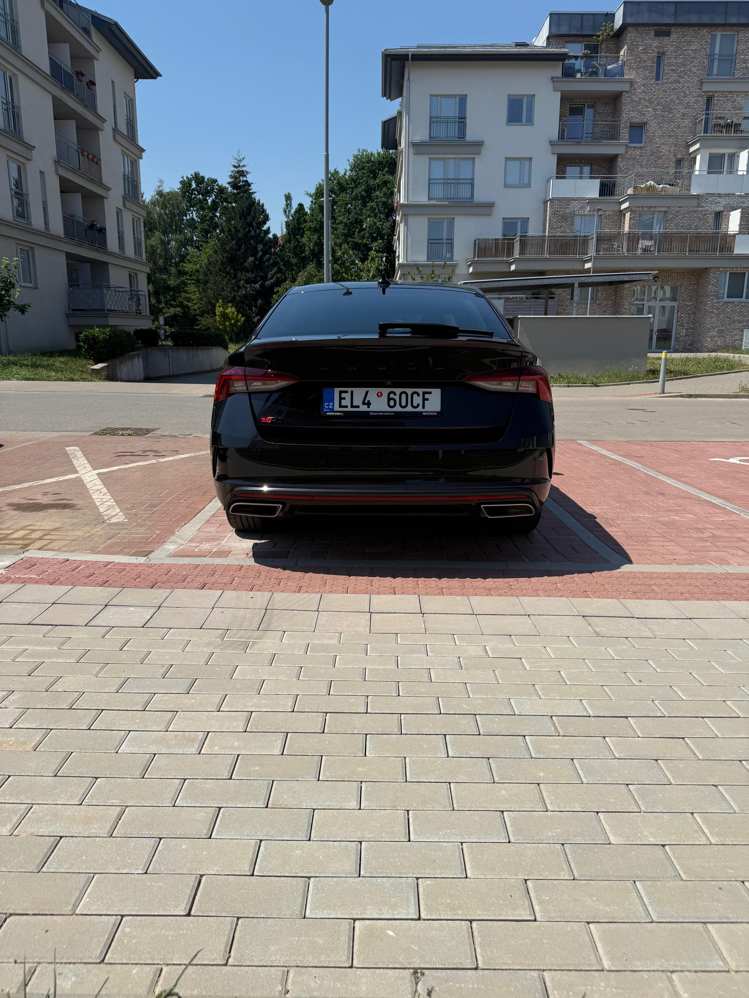 Škoda Octavia, RS iV 180 kW - fotka 6