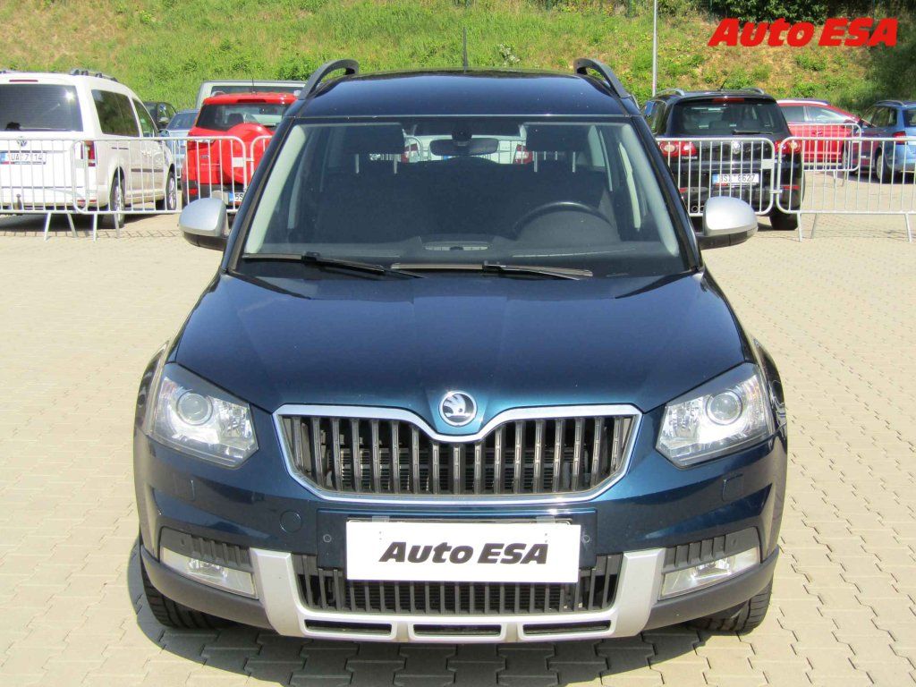 Škoda Yeti, 2.0 TDi 4x4,2.maj,ČR,AC - fotka 2