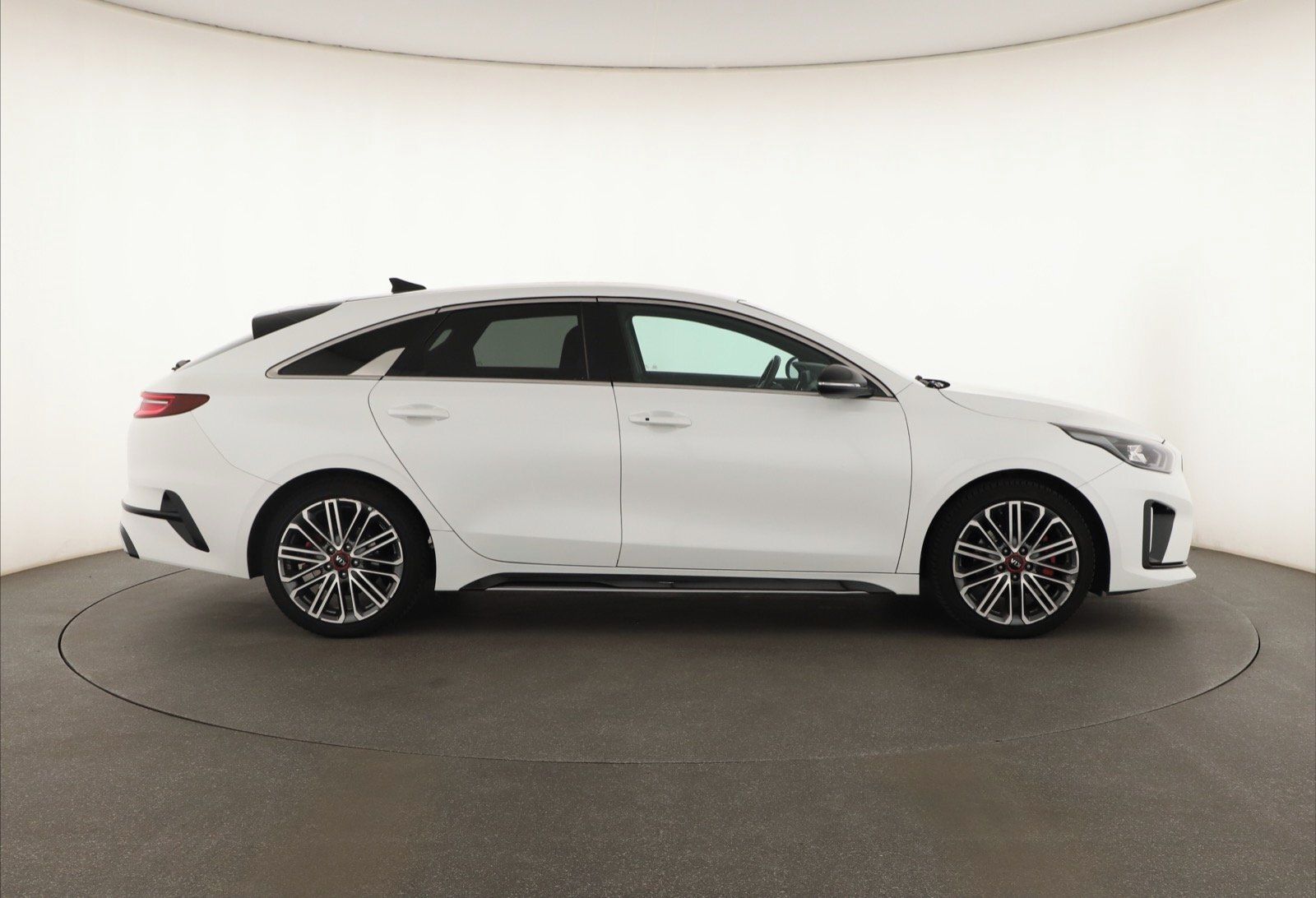 Kia ProCeed, 1.4 T-GDI, Serv.kniha, Navi - fotka 6