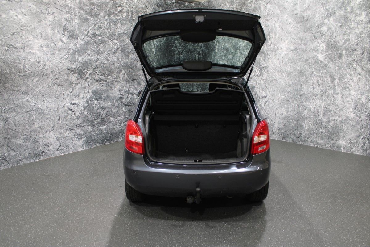 Škoda Fabia, 1,9 - fotka 5