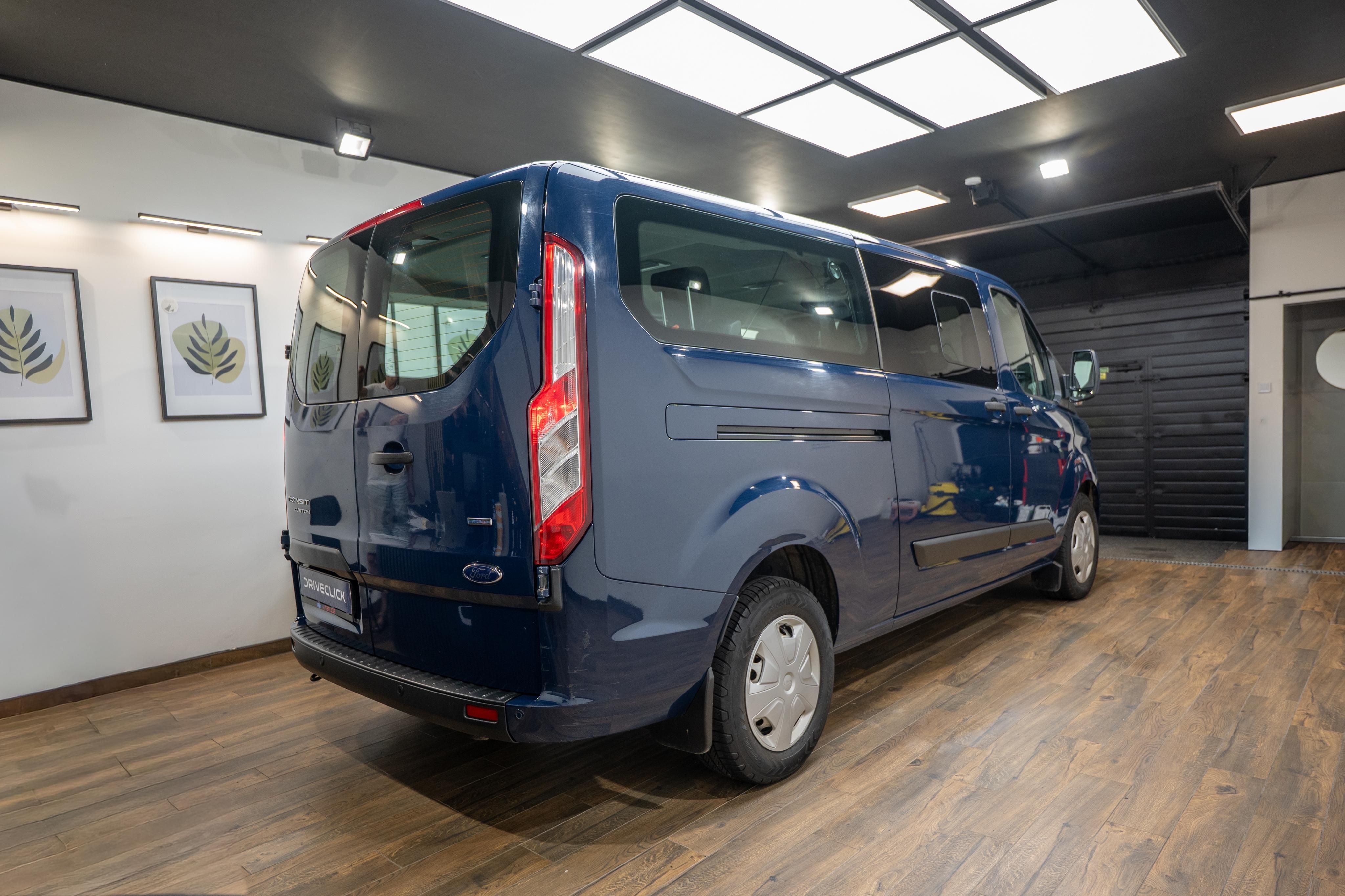 Ford Transit Custom, L2 2.0 77 kW - fotka 4