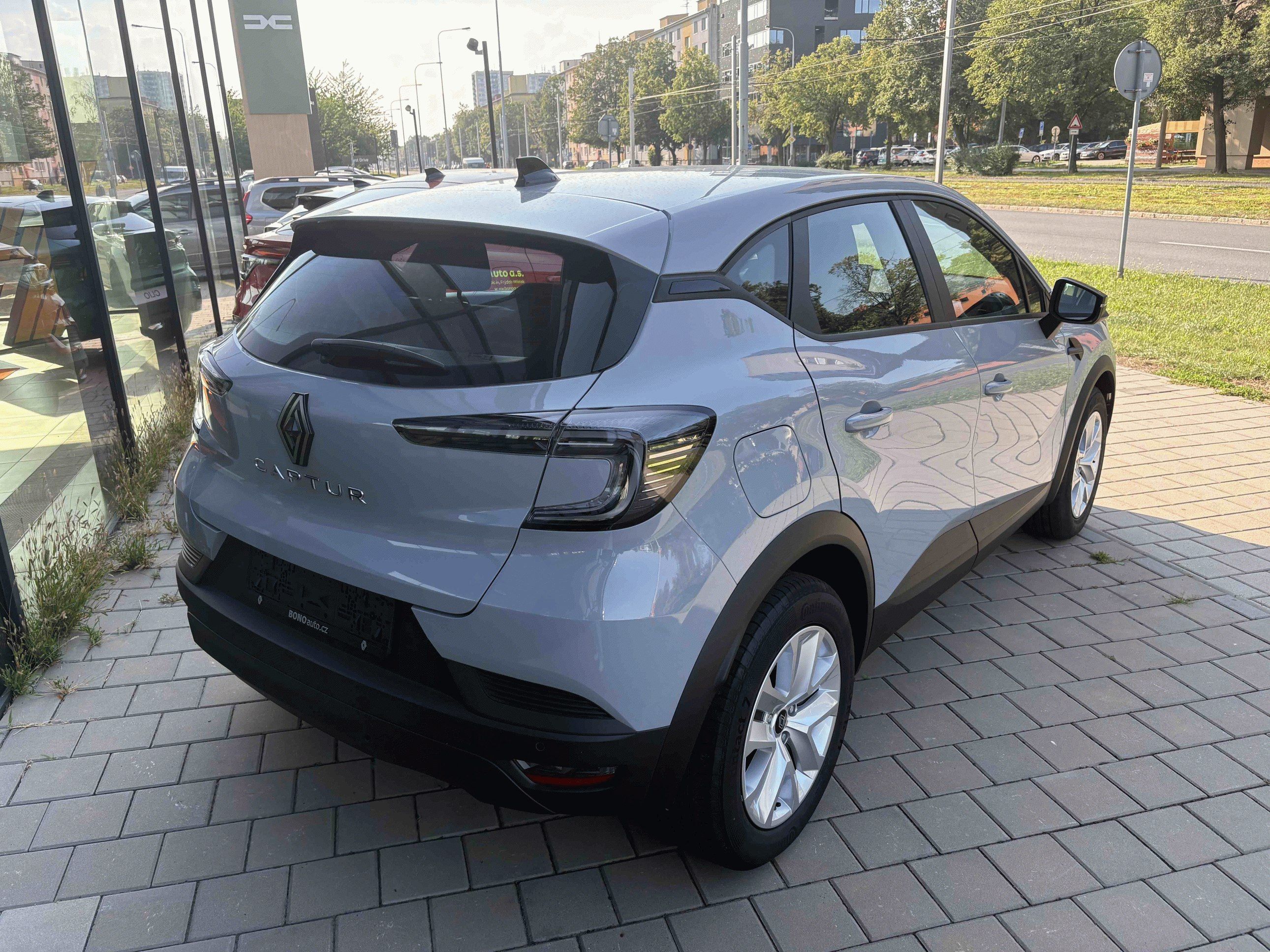 Renault Captur, evolution TCe 115 Pobočka Ostr - fotka 3