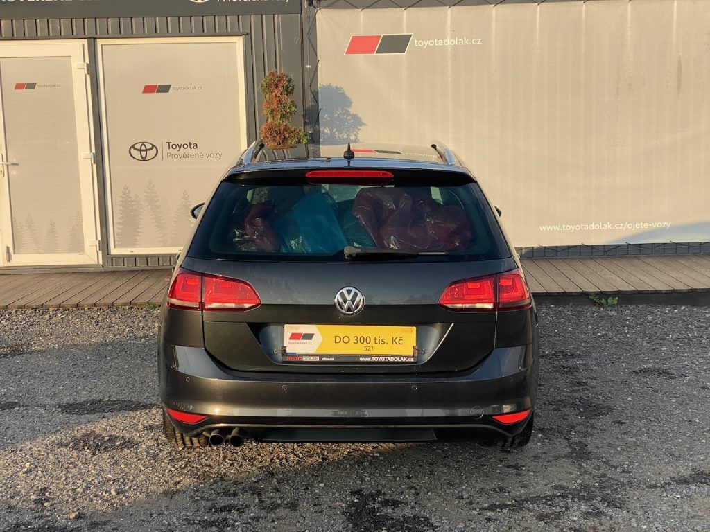 Volkswagen Golf, 2.0TDi, DSG, Allstar, 2x kola - fotka 6